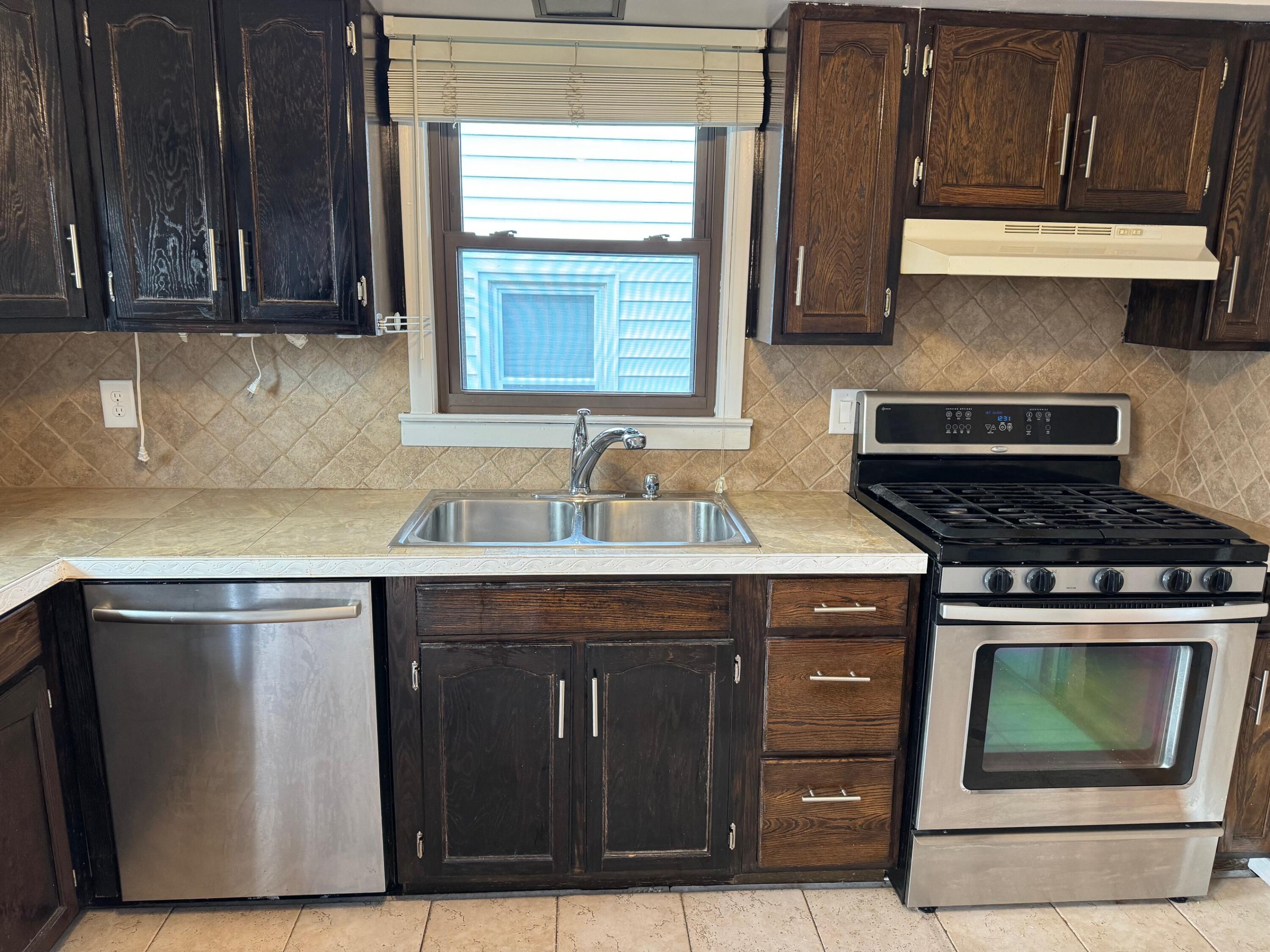 8334 Columbia Avenue, Munster, IN 46321; Image #4