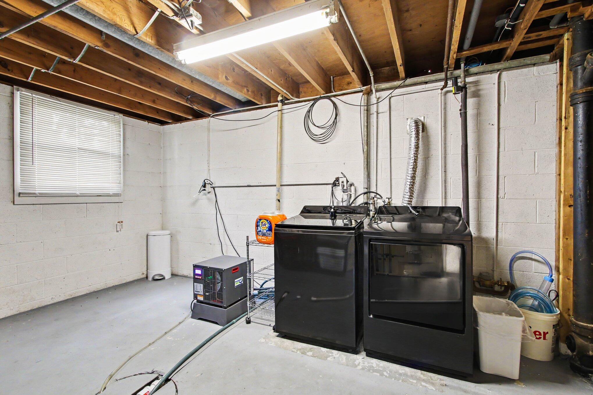 1033 S Decatur Street, Hobart, IN 46342; Image #22