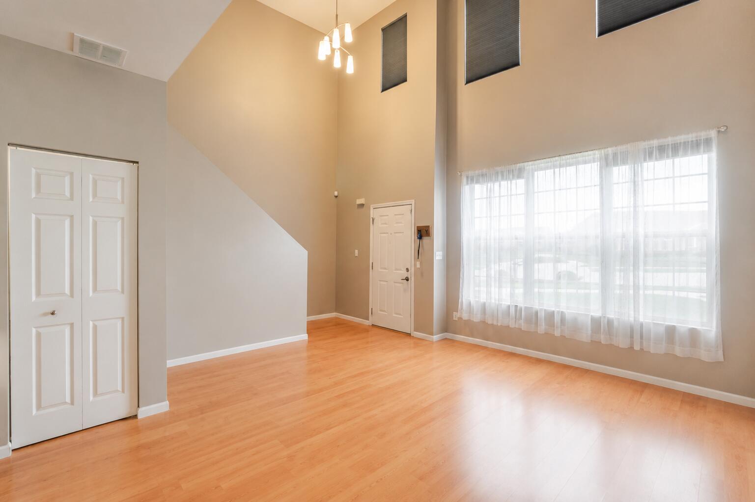 11552 Vermont Street, Crown Point, IN 46307; Image #3
