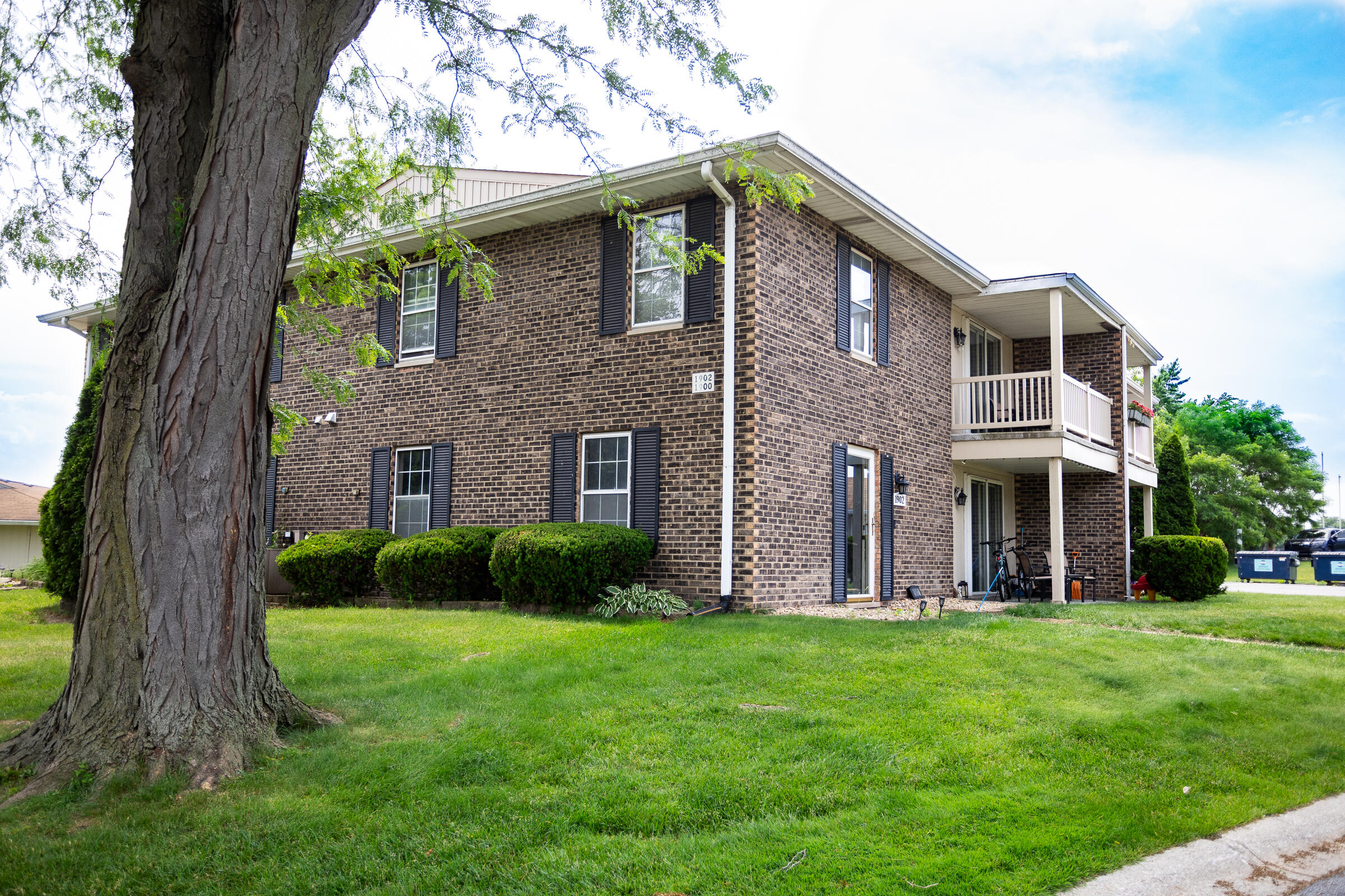 1902 Burgundy Street, Schererville, IN 46375; Image #2