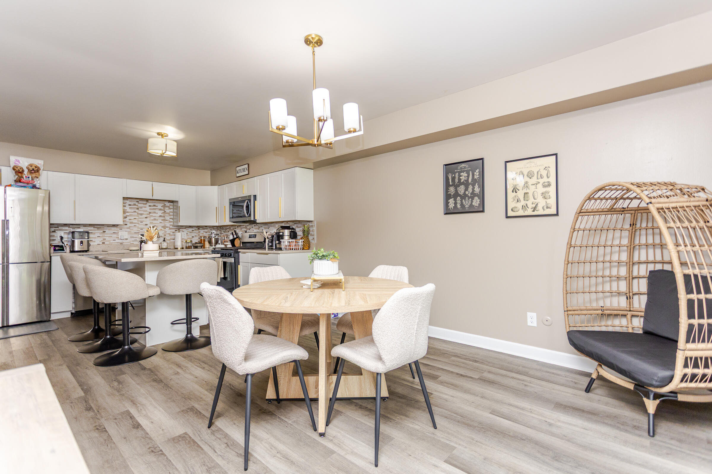 1902 Burgundy Street, Schererville, IN 46375; Image #9