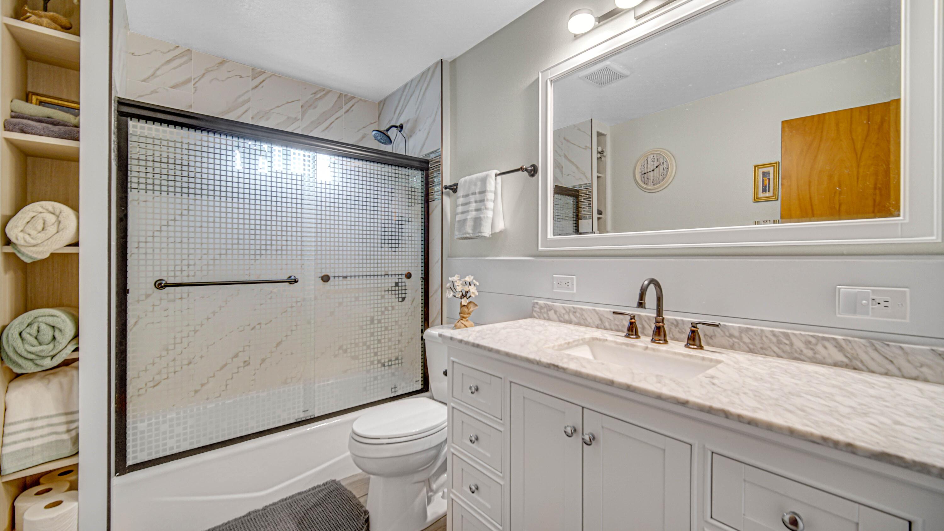 847 Garfield Street, Hobart, IN 46342; Image #13