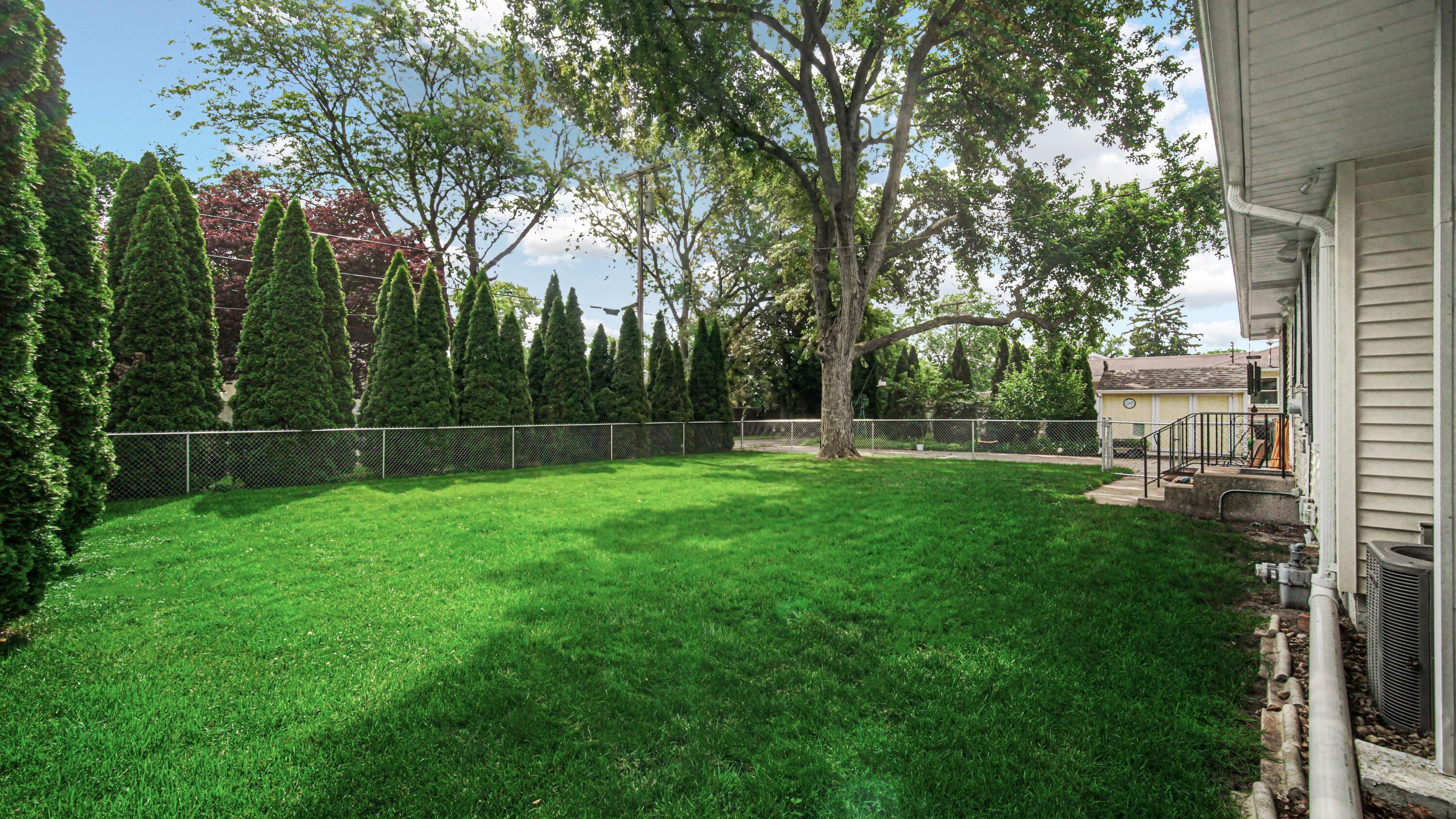 847 Garfield Street, Hobart, IN 46342; Image #16
