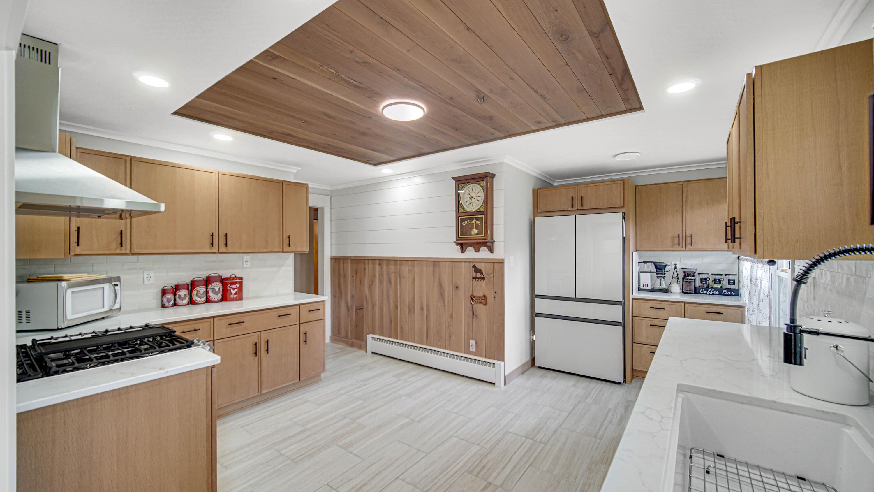 847 Garfield Street, Hobart, IN 46342; Image #8