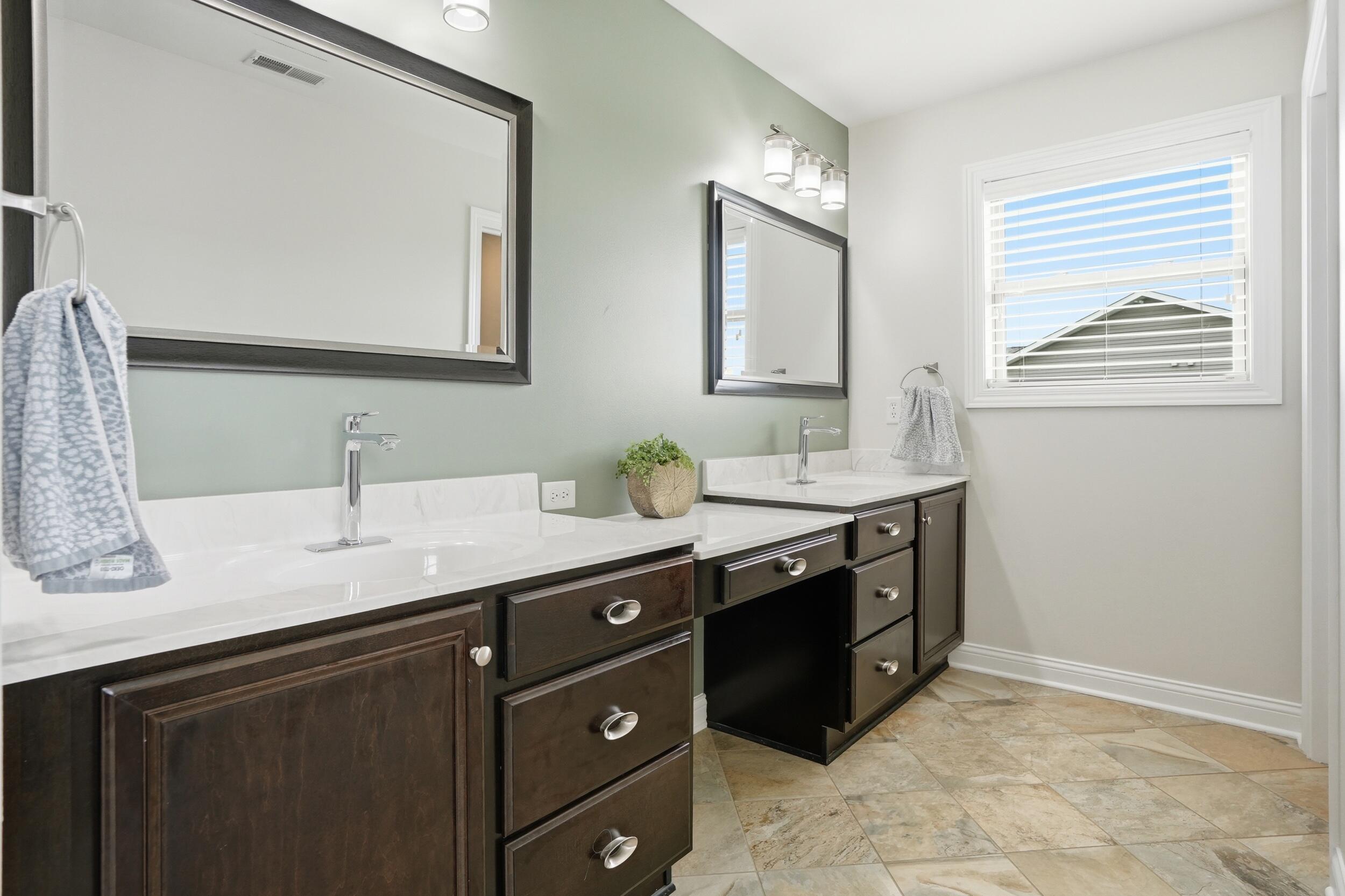 9967 Wisteria Lane, St. John, IN 46373; Image #22