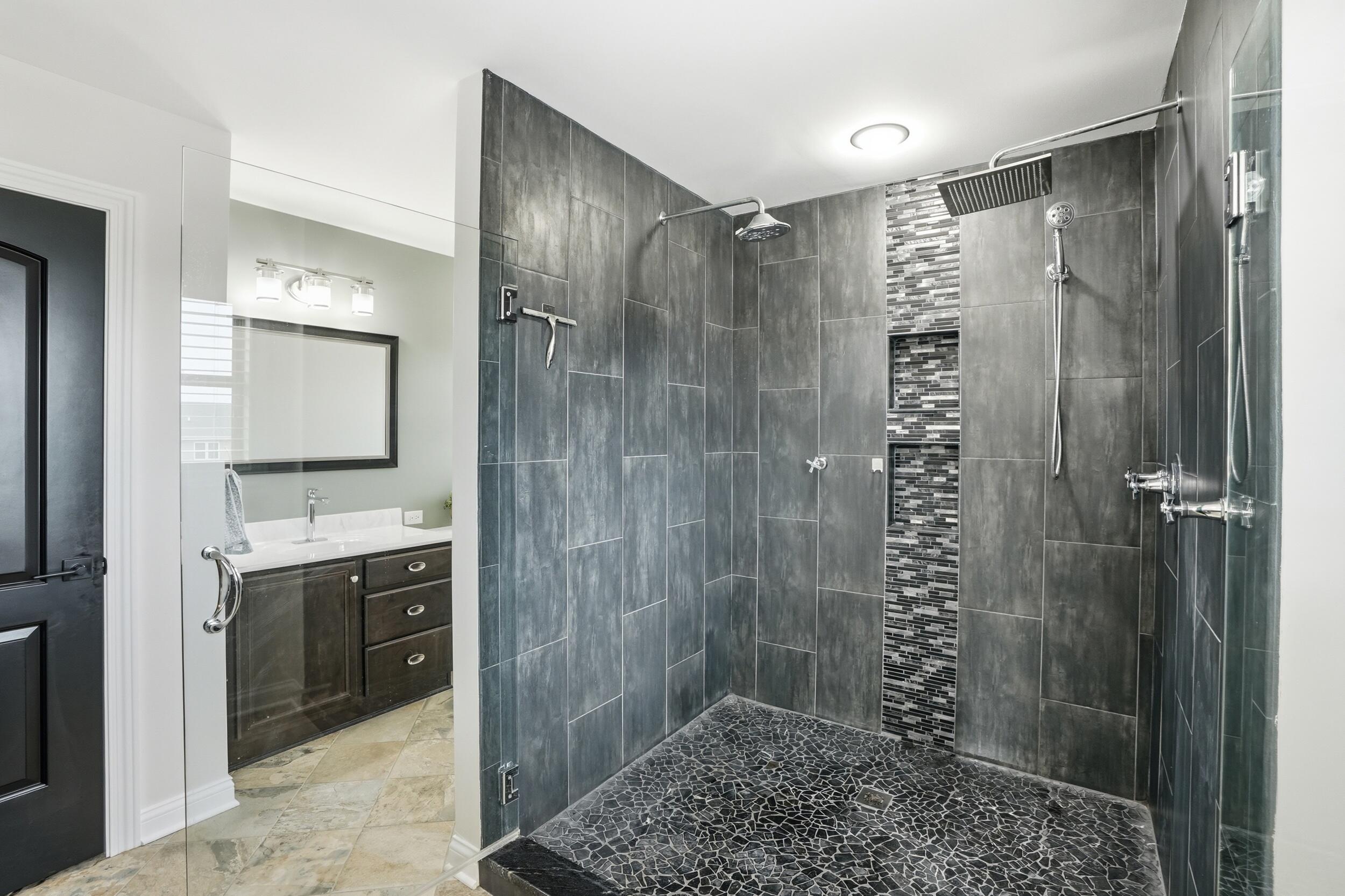 9967 Wisteria Lane, St. John, IN 46373; Image #24
