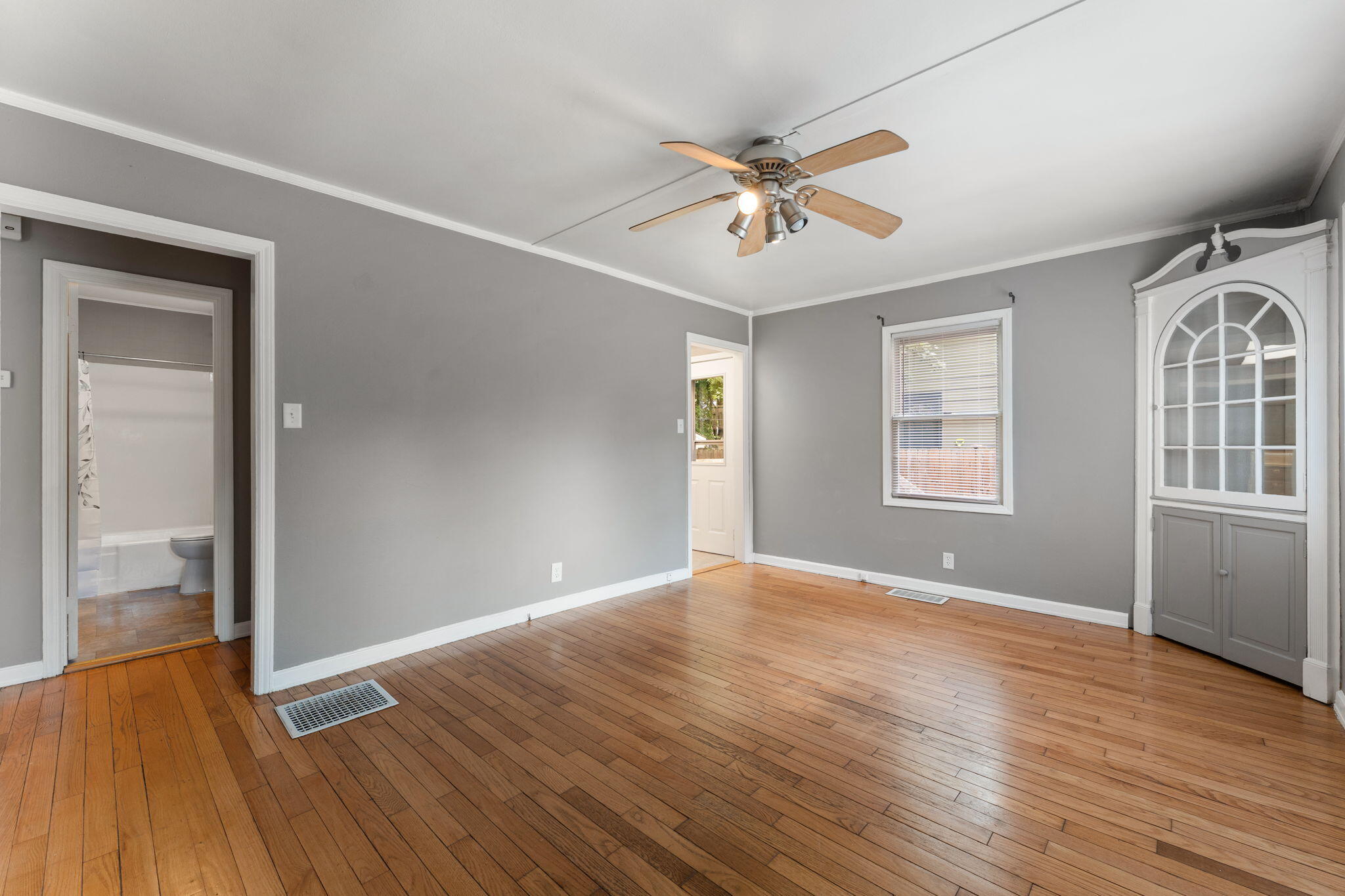 112 Chesterton Boulevard, Chesterton, IN 46304; Image #4