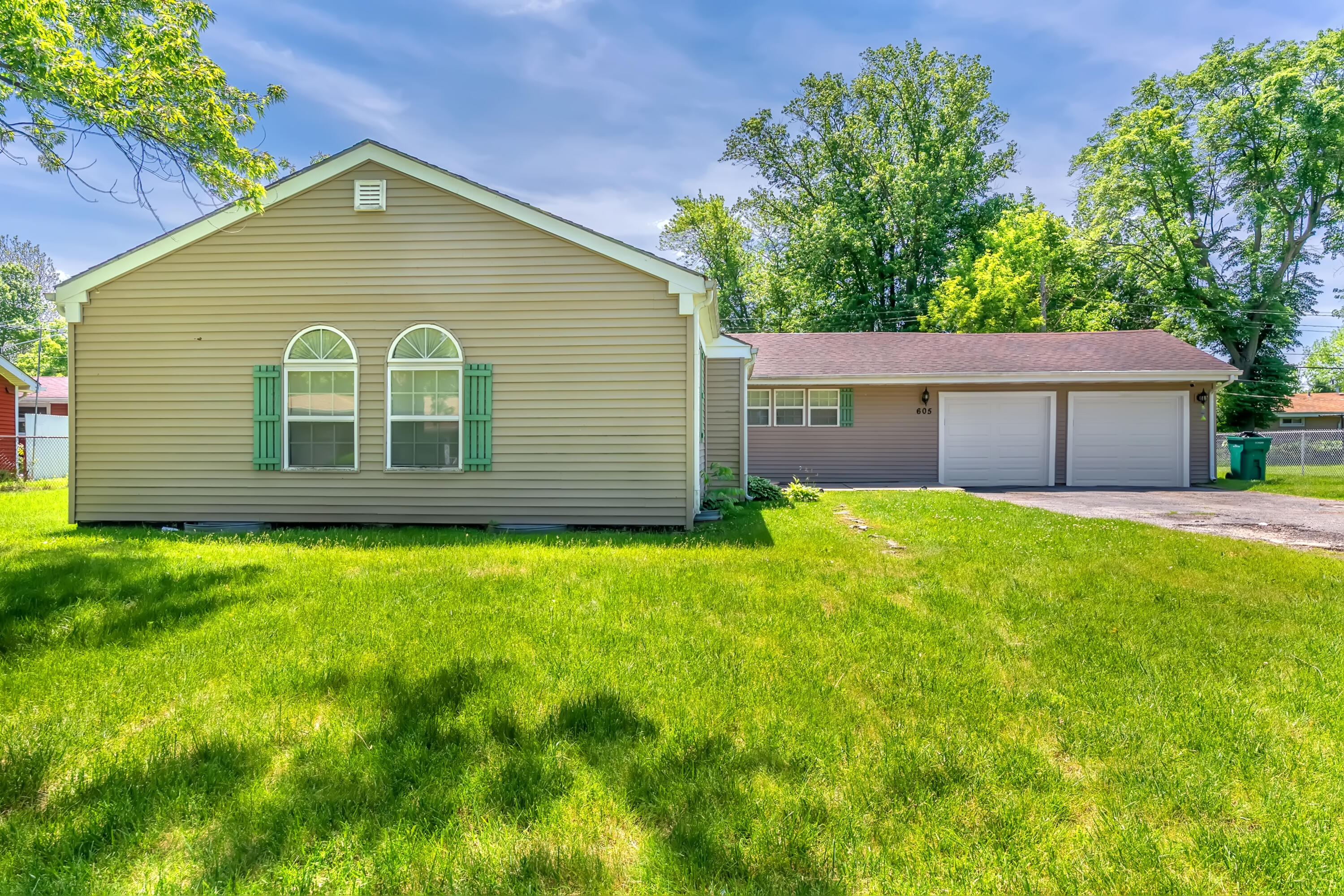 605 E 53rd Avenue, Merrillville, IN 46410; Image #1