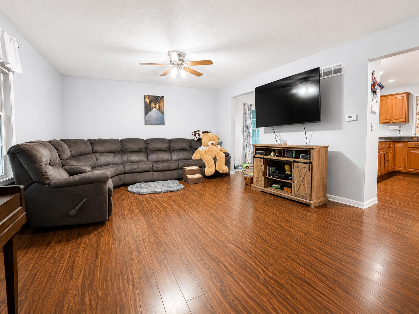 1604 Hickory Street SW, DeMotte, IN 46310; Image #4