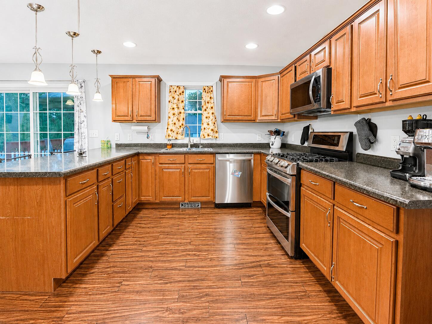 1604 Hickory Street SW, DeMotte, IN 46310; Image #7