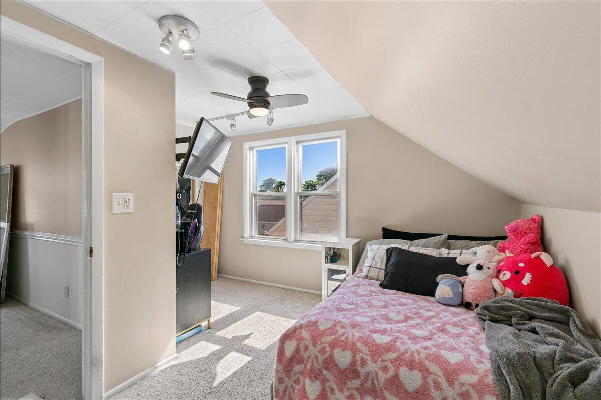 3911 Jewett Avenue, Highland, IN 46322; Image #11