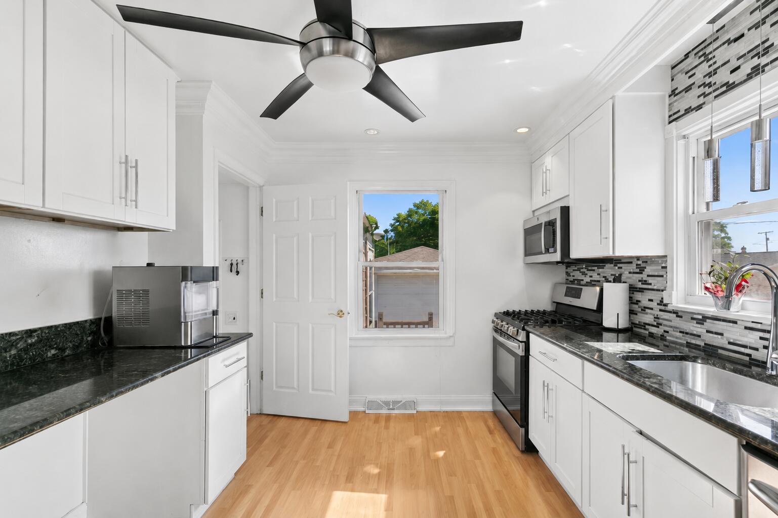 3911 Jewett Avenue, Highland, IN 46322; Image #5