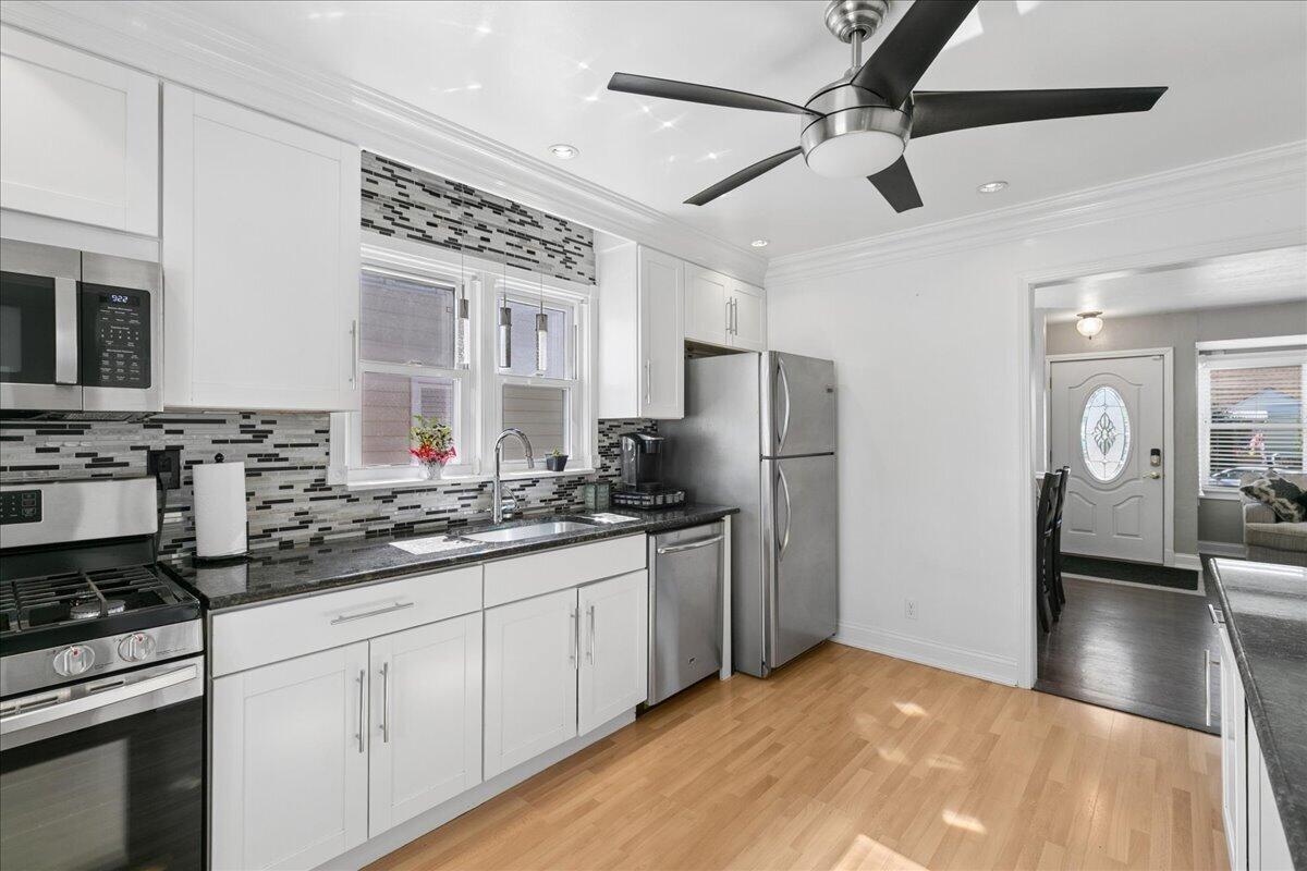3911 Jewett Avenue, Highland, IN 46322; Image #6