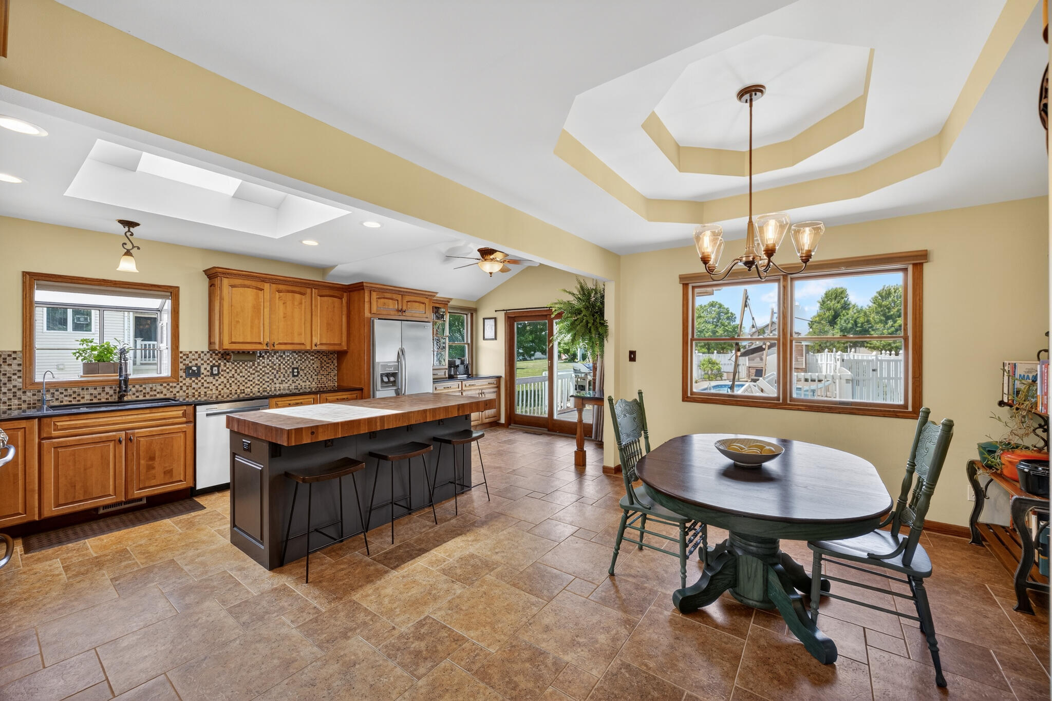 9102 Maplewood Street, St. John, IN 46373; Image #17