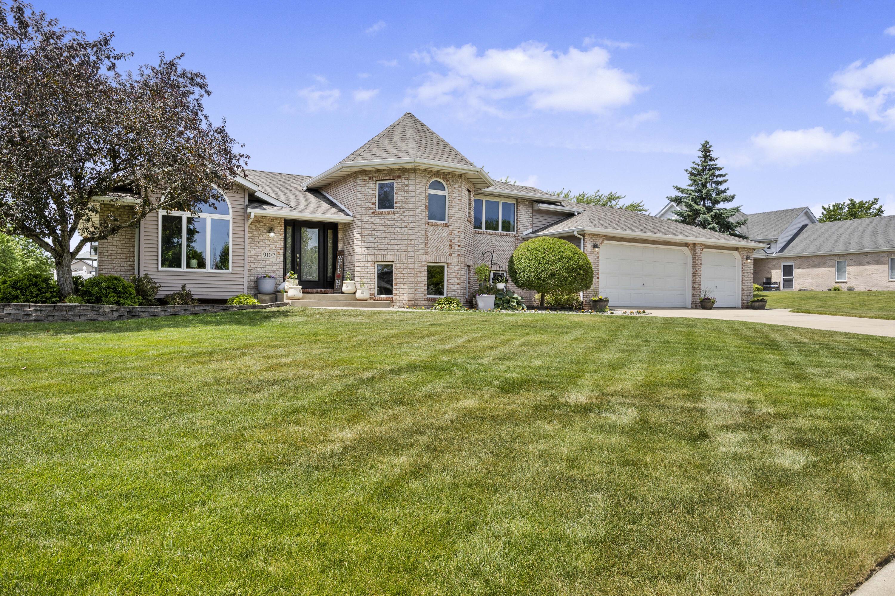 9102 Maplewood Street, St. John, IN 46373; Image #2