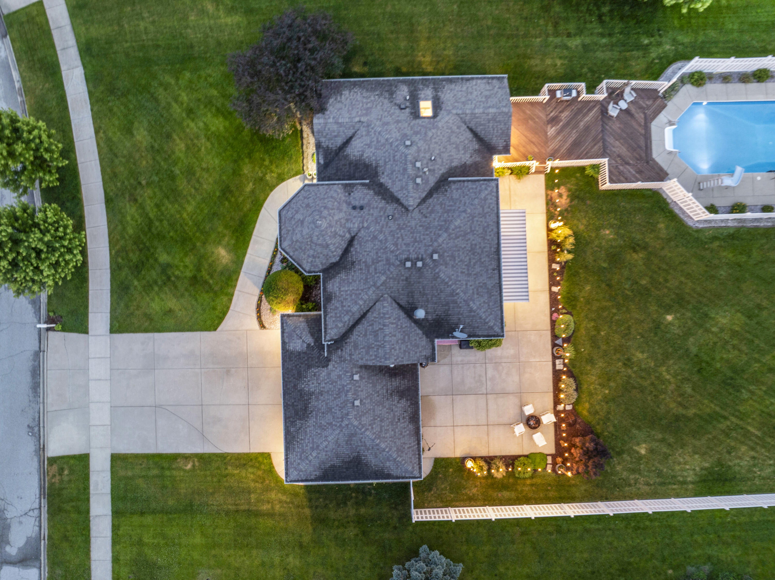 9102 Maplewood Street, St. John, IN 46373; Image #36
