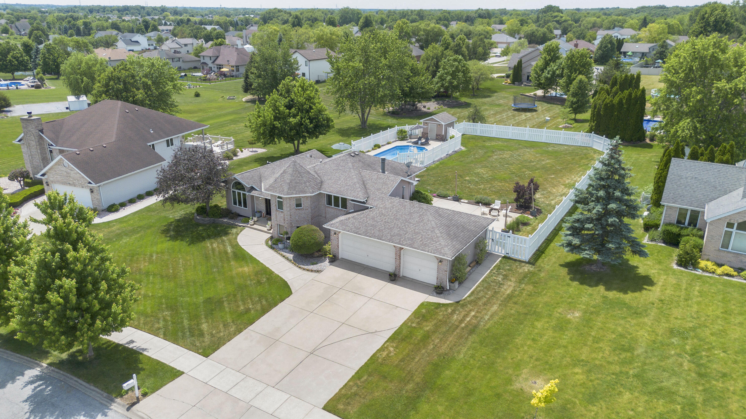9102 Maplewood Street, St. John, IN 46373; Image #61