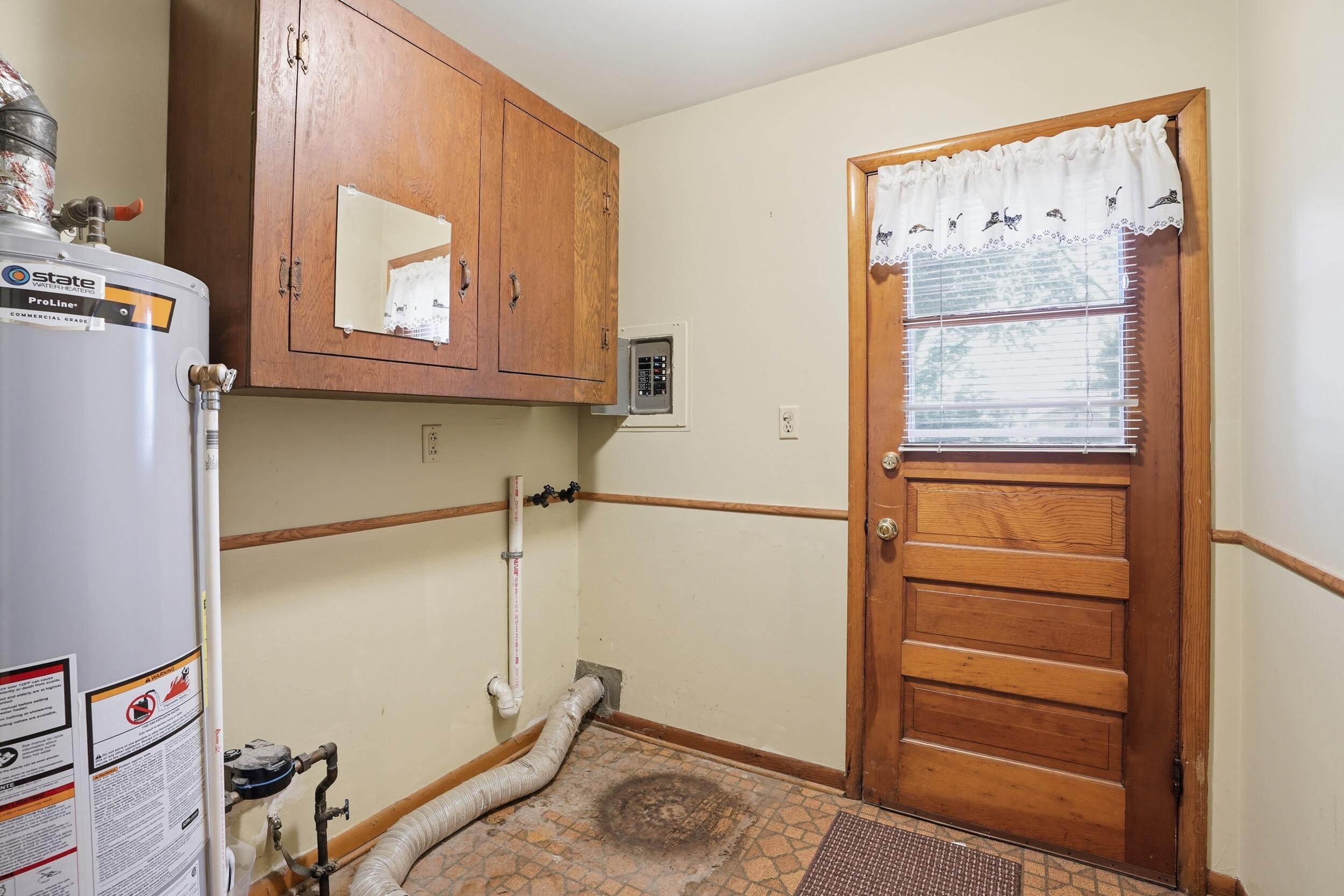 613 E Ash Place, Griffith, IN 46319; Image #11