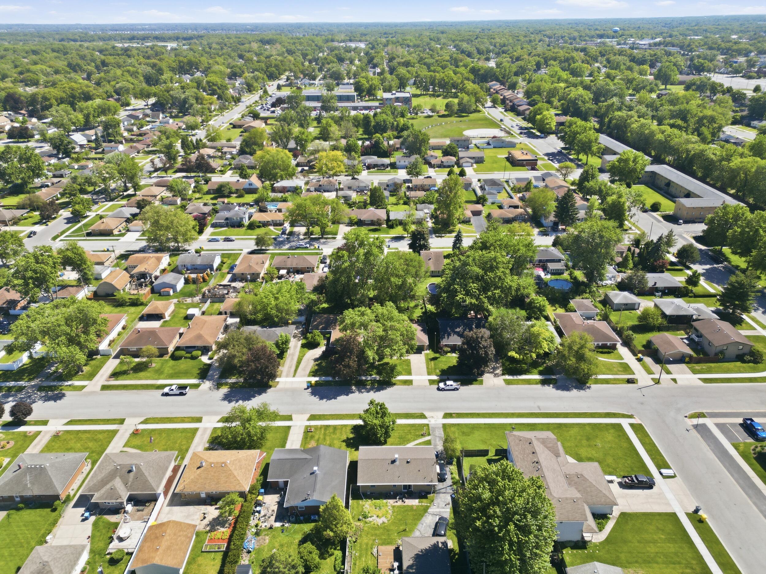 613 E Ash Place, Griffith, IN 46319; Image #17
