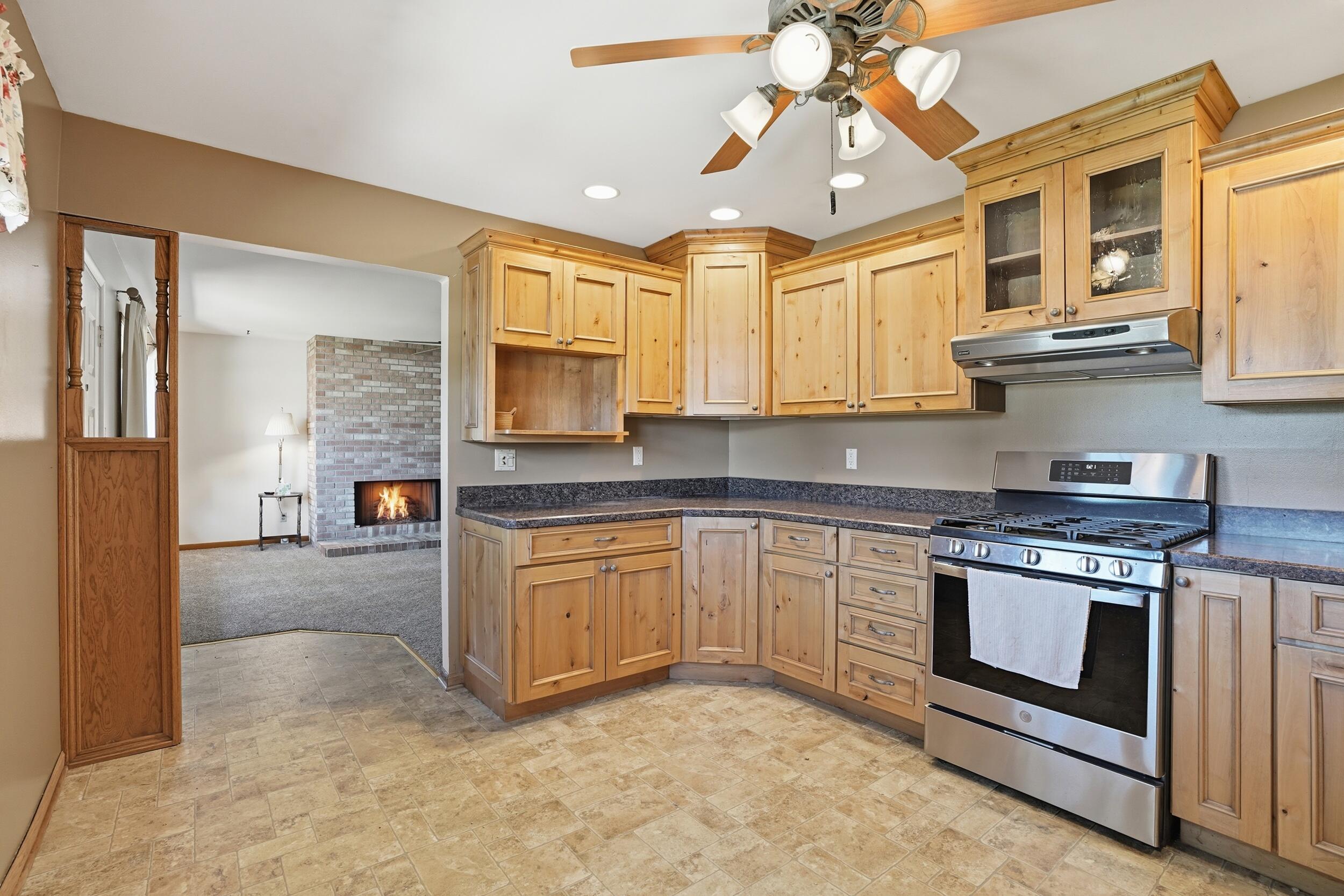 613 E Ash Place, Griffith, IN 46319; Image #6
