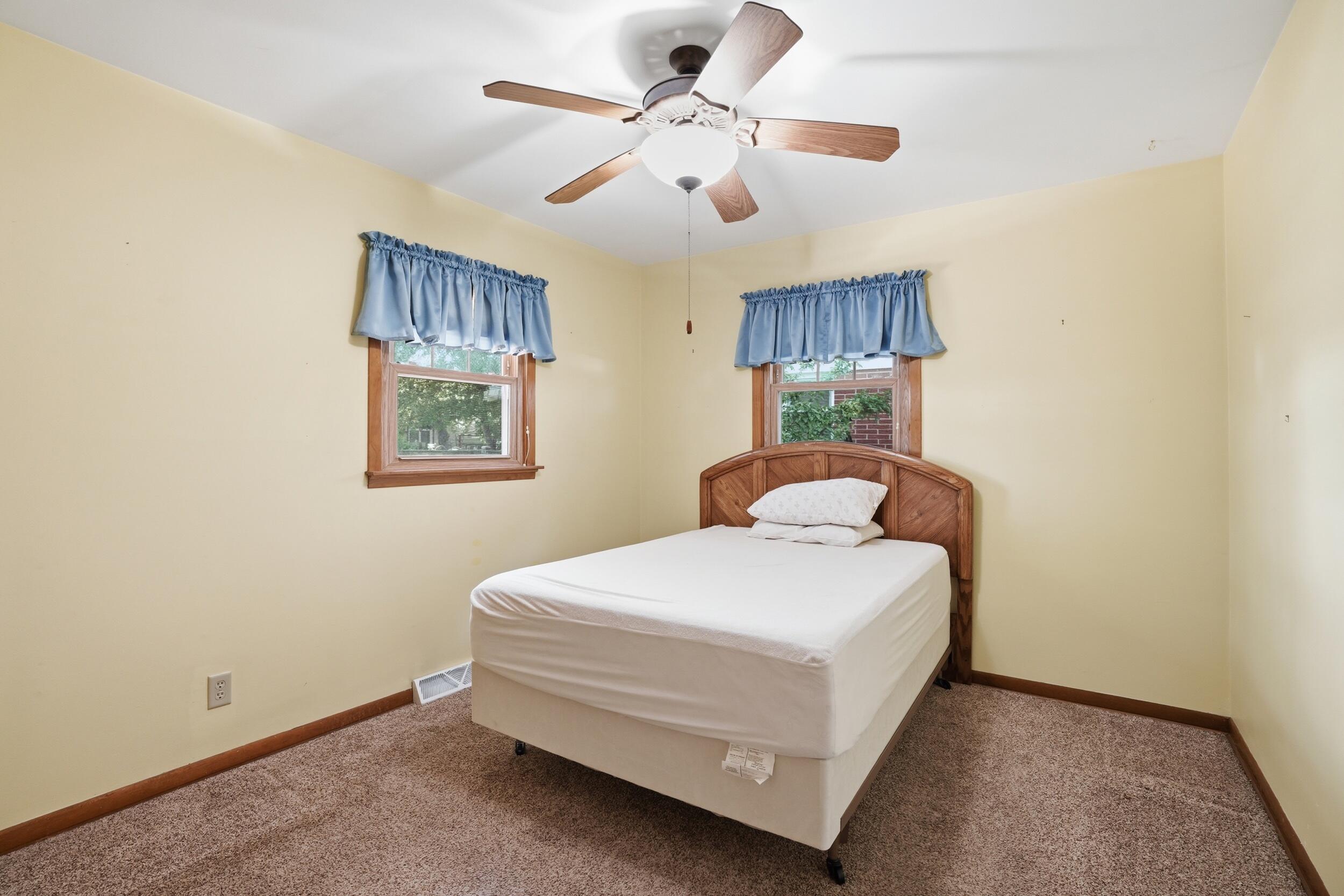 613 E Ash Place, Griffith, IN 46319; Image #9