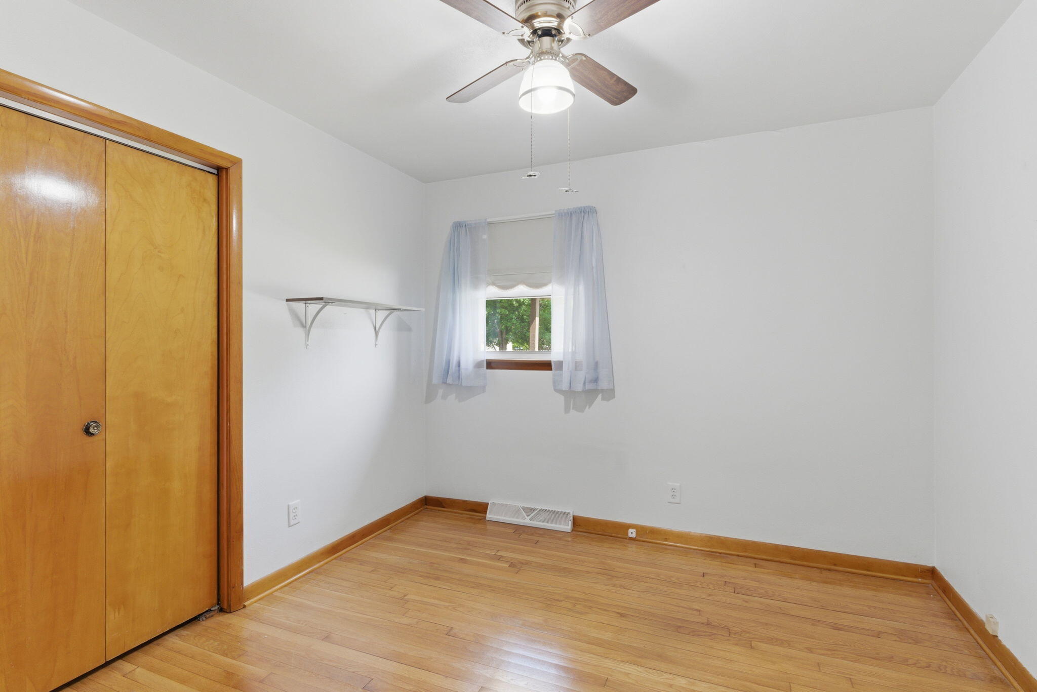5457 Redwood Avenue, Portage, IN 46368; Image #11