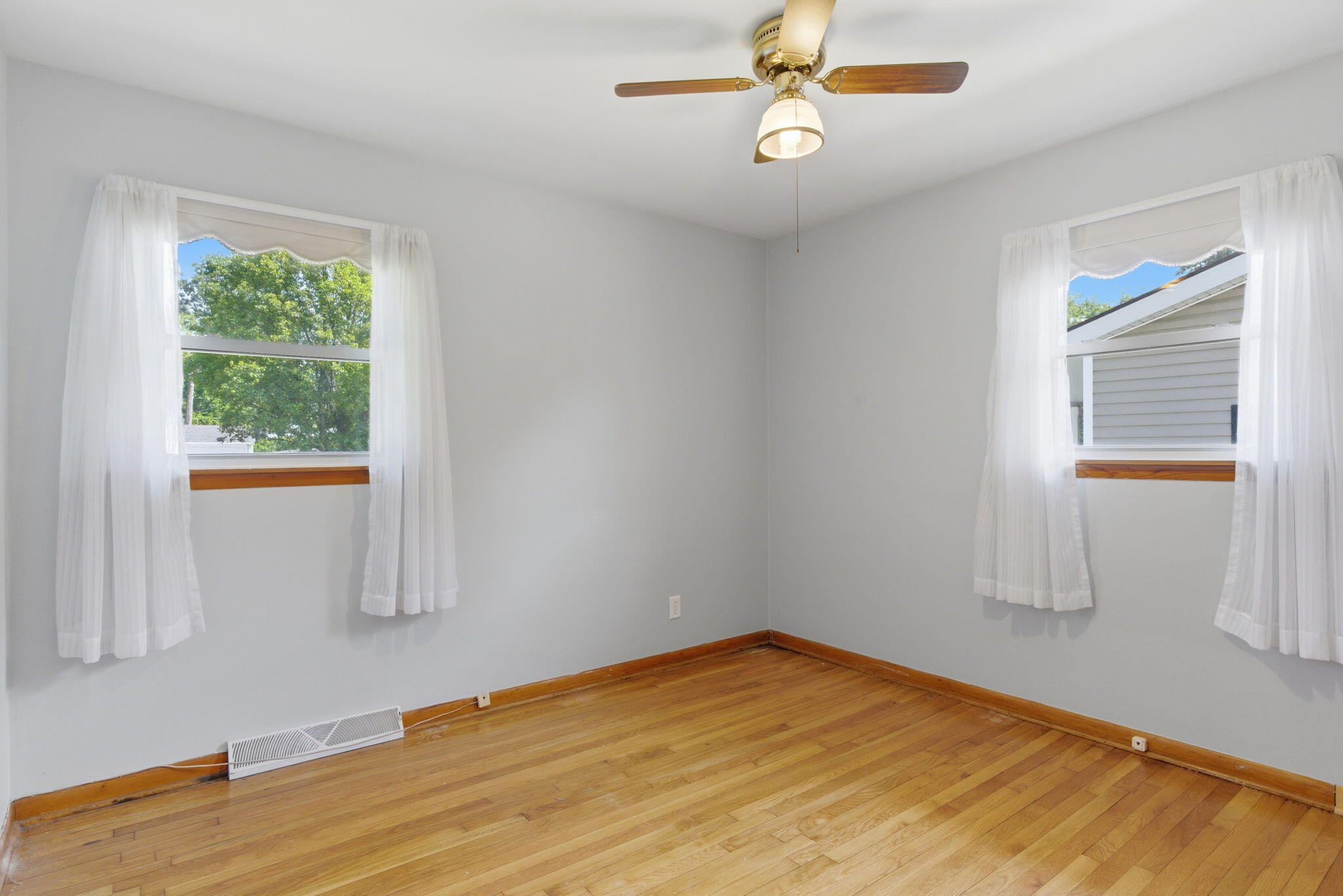 5457 Redwood Avenue, Portage, IN 46368; Image #14
