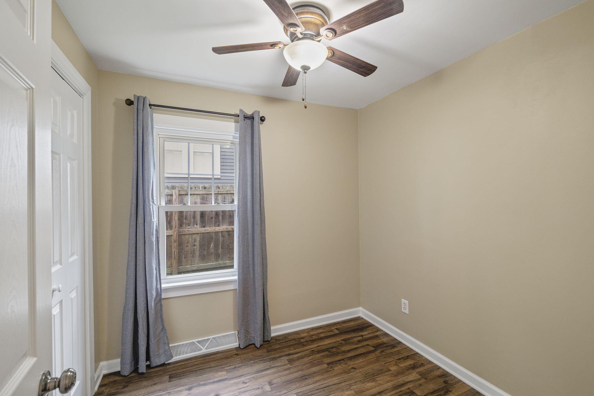 611 W North Street, Crown Point, IN 46307; Image #10