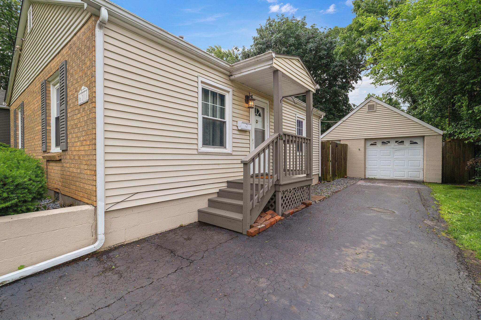 611 W North Street, Crown Point, IN 46307; Image #2