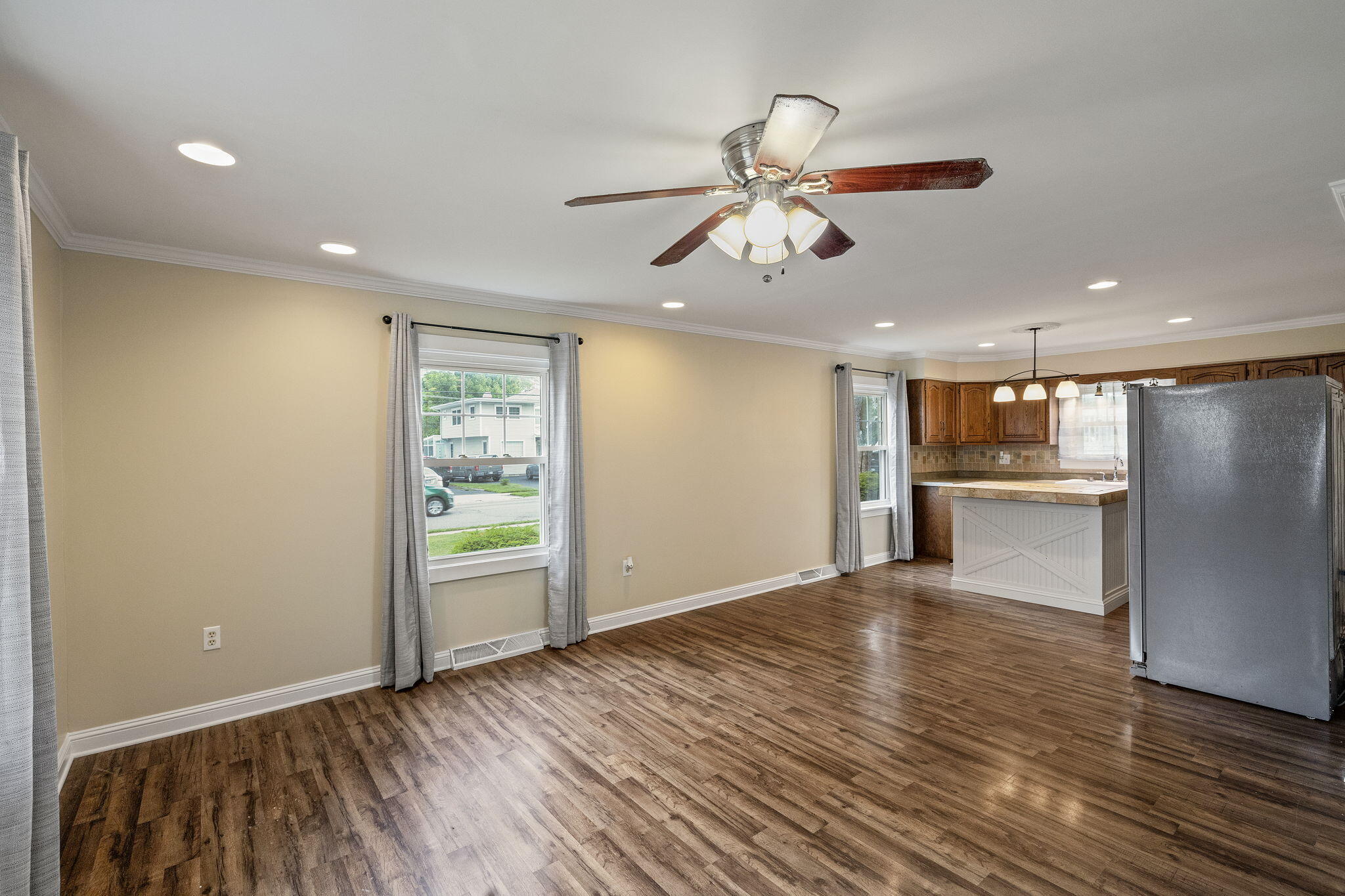 611 W North Street, Crown Point, IN 46307; Image #6