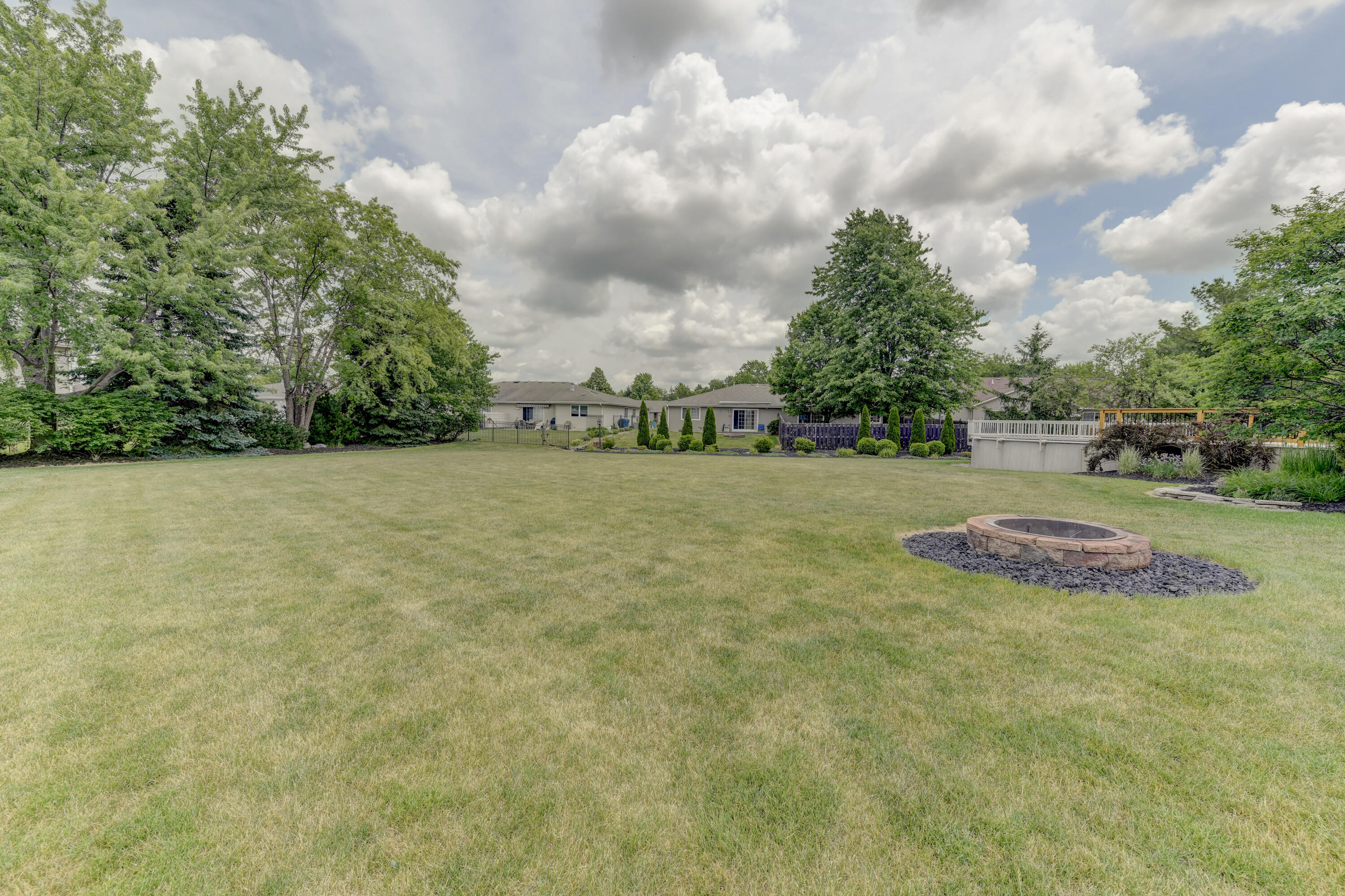 817 Robin Court, Dyer, IN 46311; Image #34