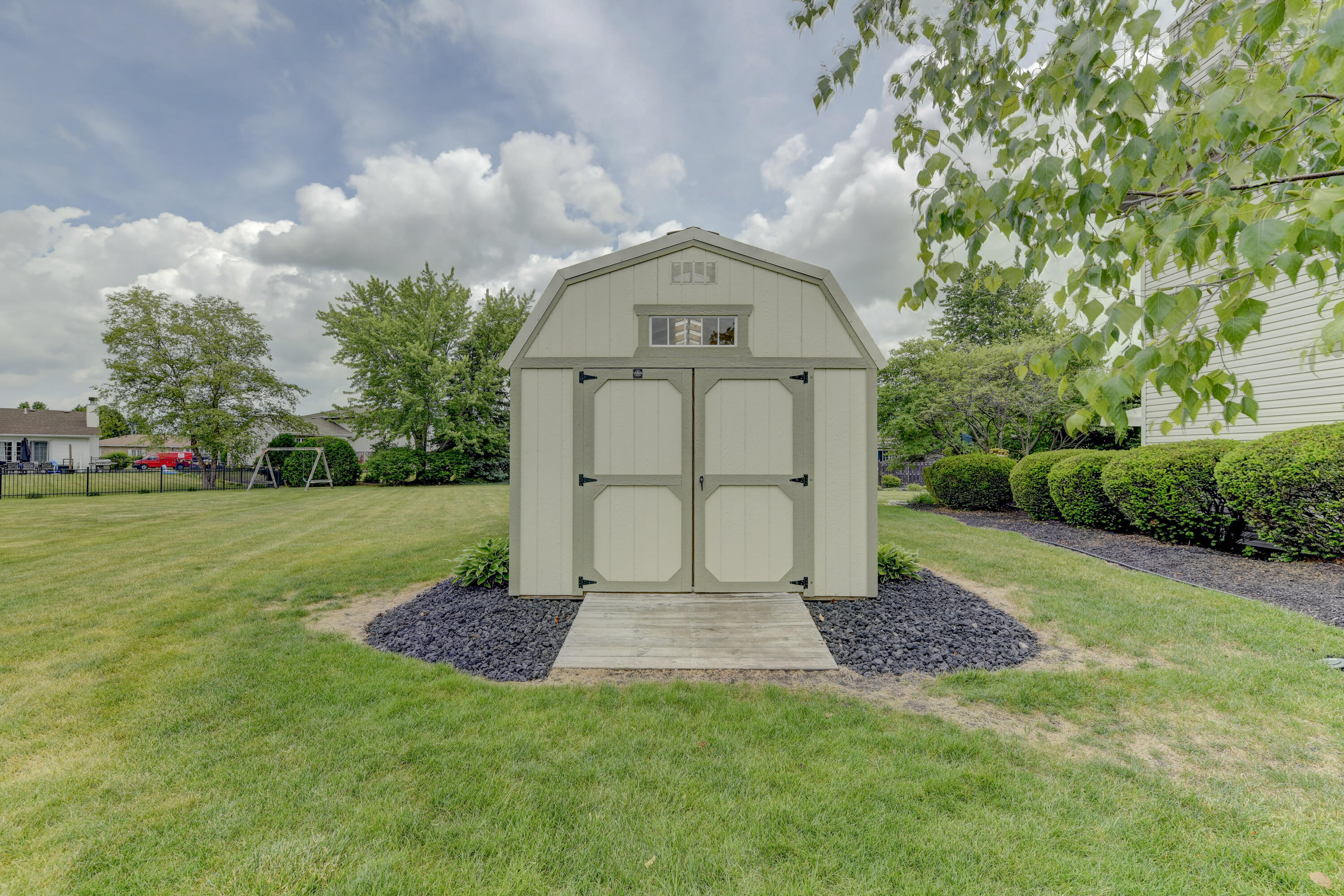 817 Robin Court, Dyer, IN 46311; Image #35