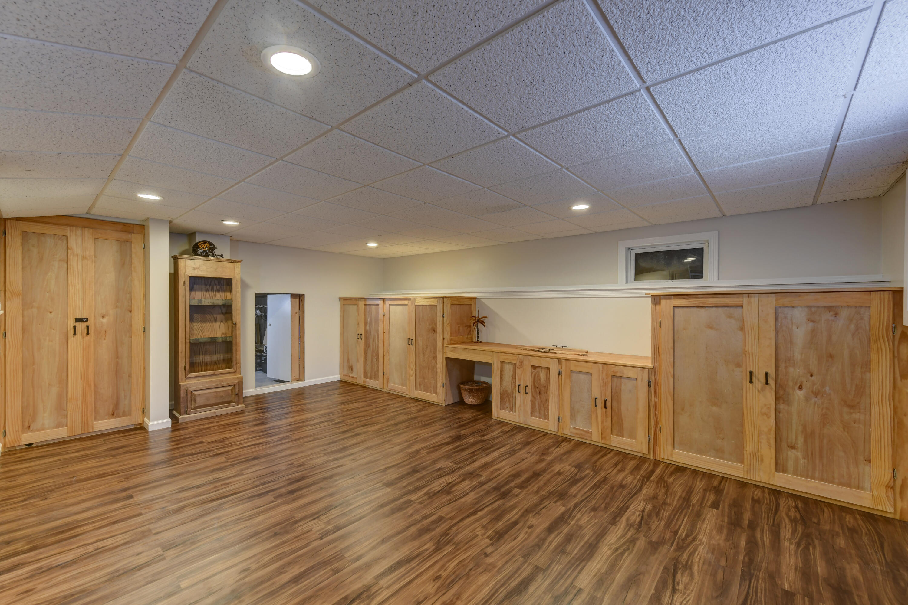 817 Robin Court, Dyer, IN 46311; Image #37