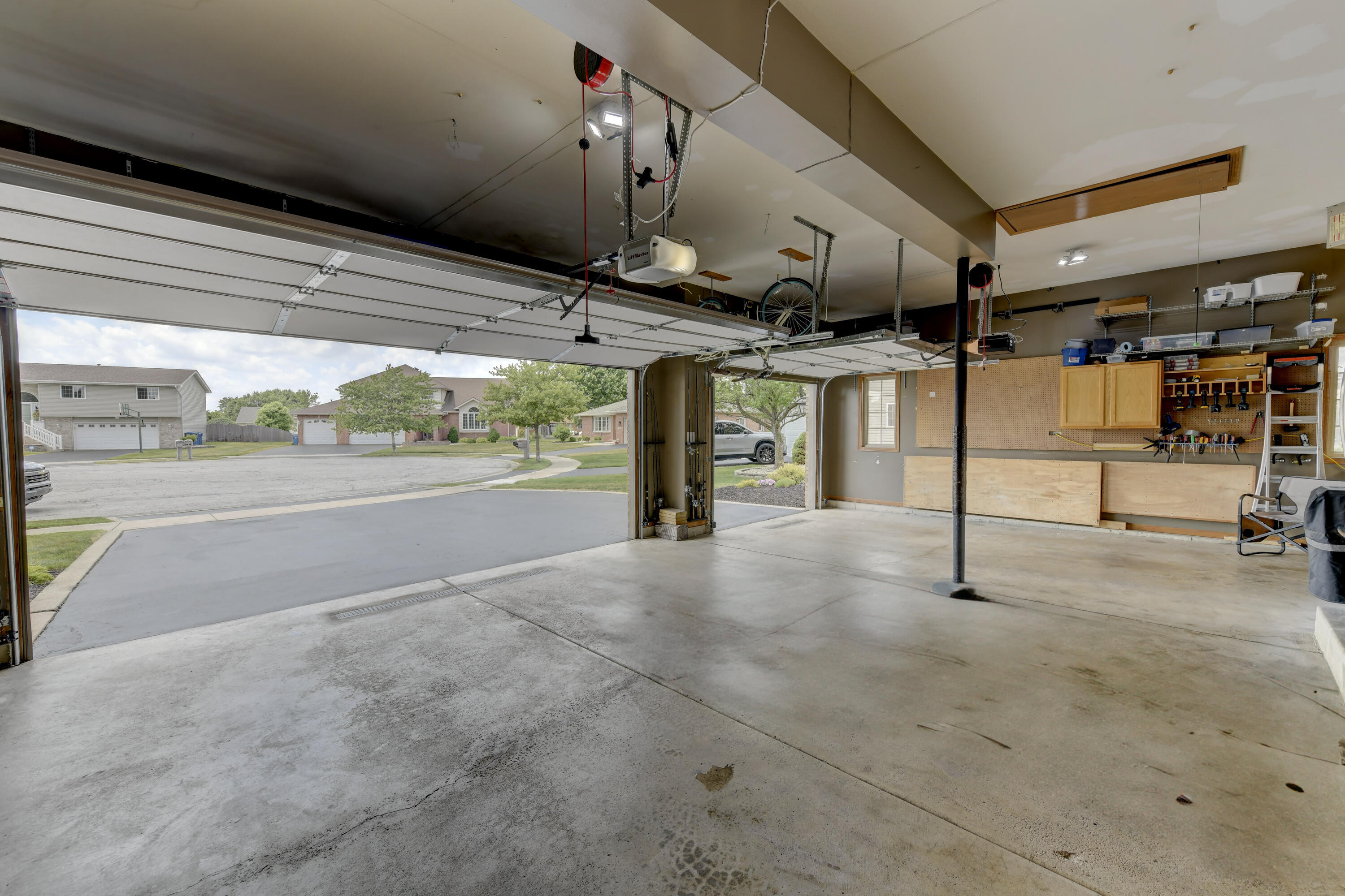 817 Robin Court, Dyer, IN 46311; Image #42