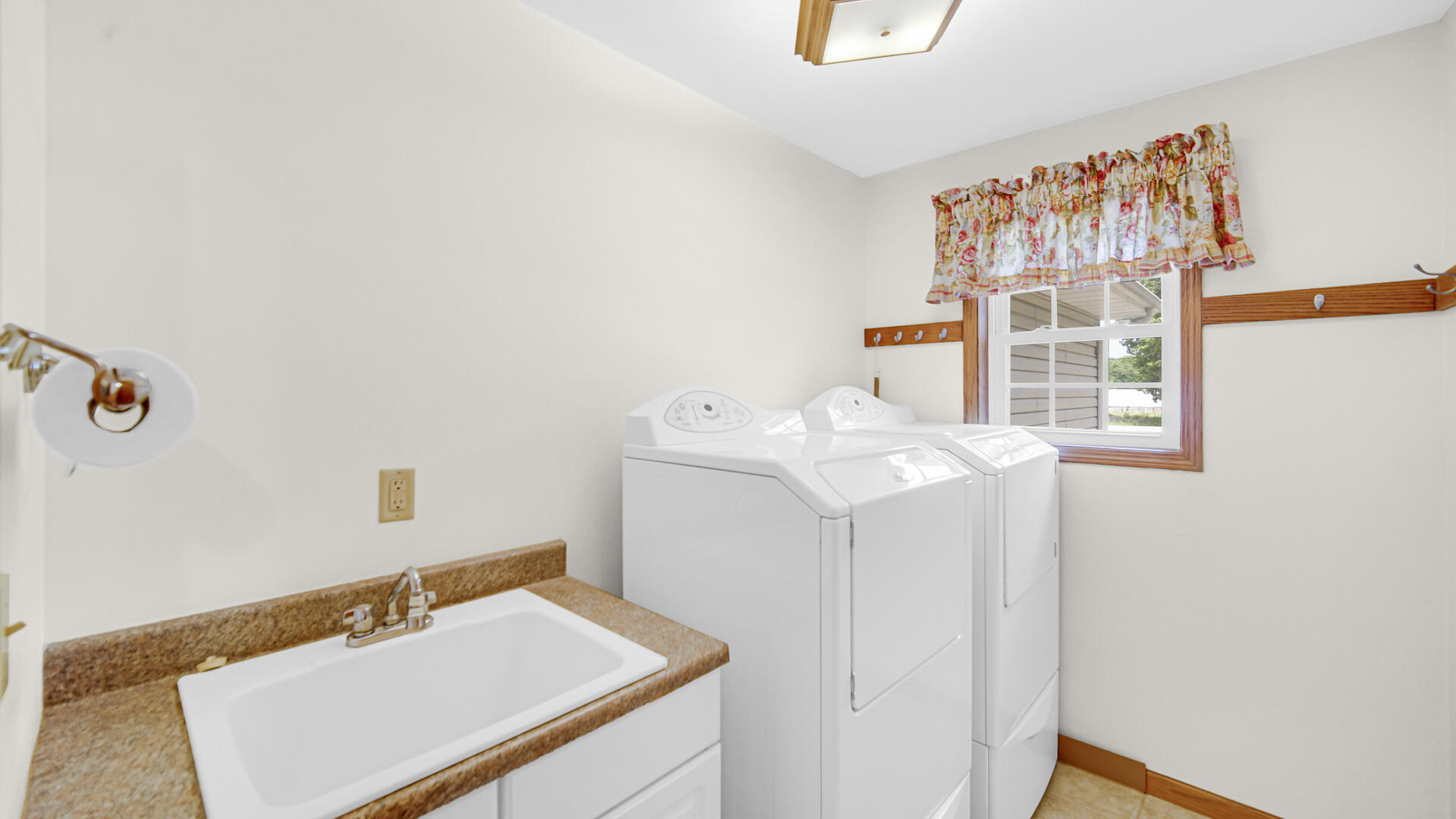 1570 Indian Boundary Road, Chesterton, IN 46304; Image #22