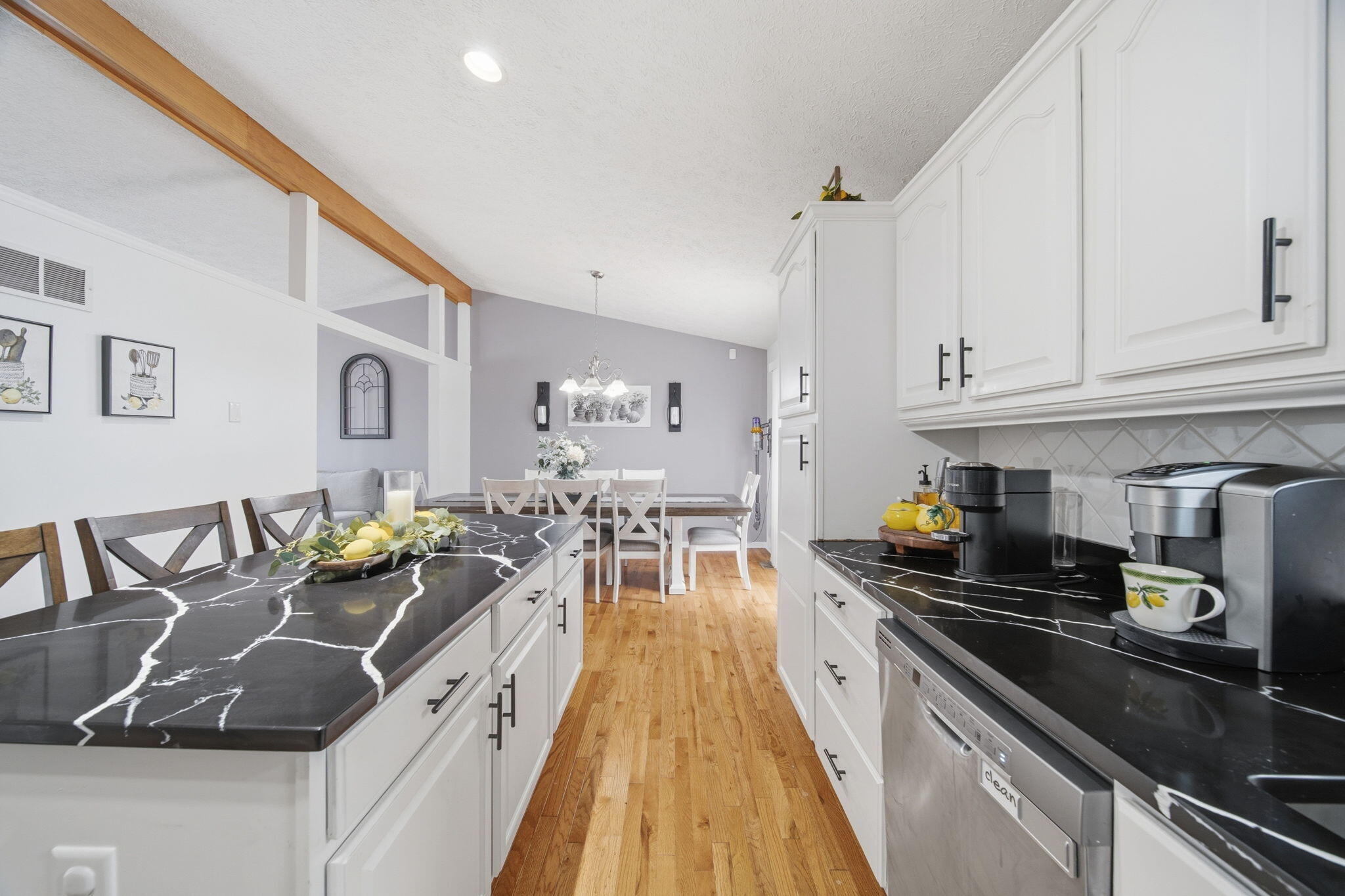 3020 Diamond Drive, Hobart, IN 46342; Image #10