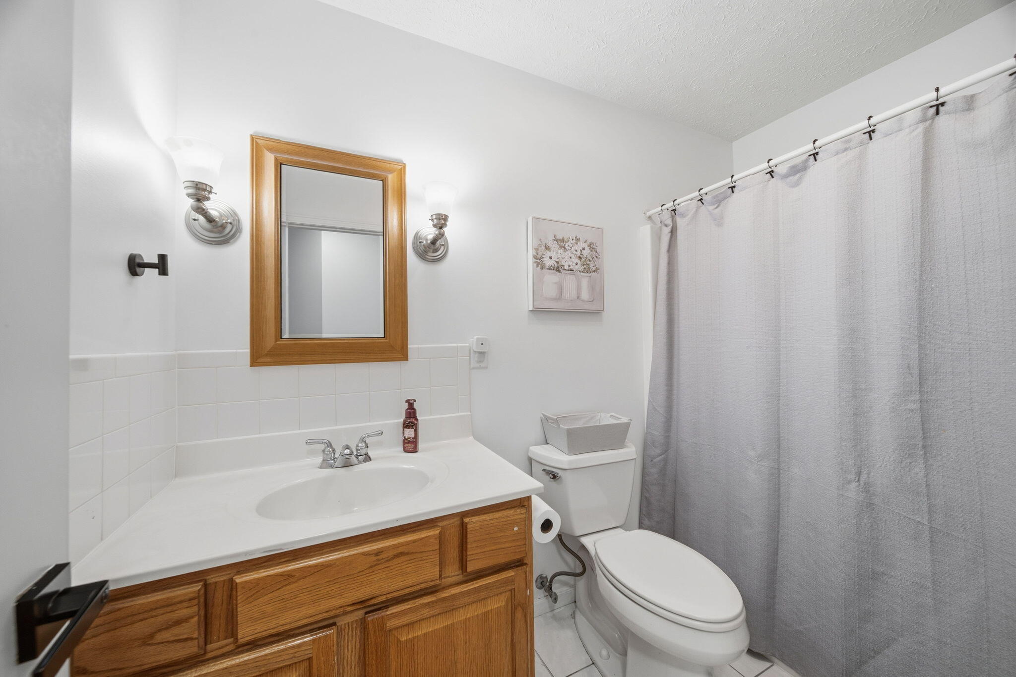 3020 Diamond Drive, Hobart, IN 46342; Image #16