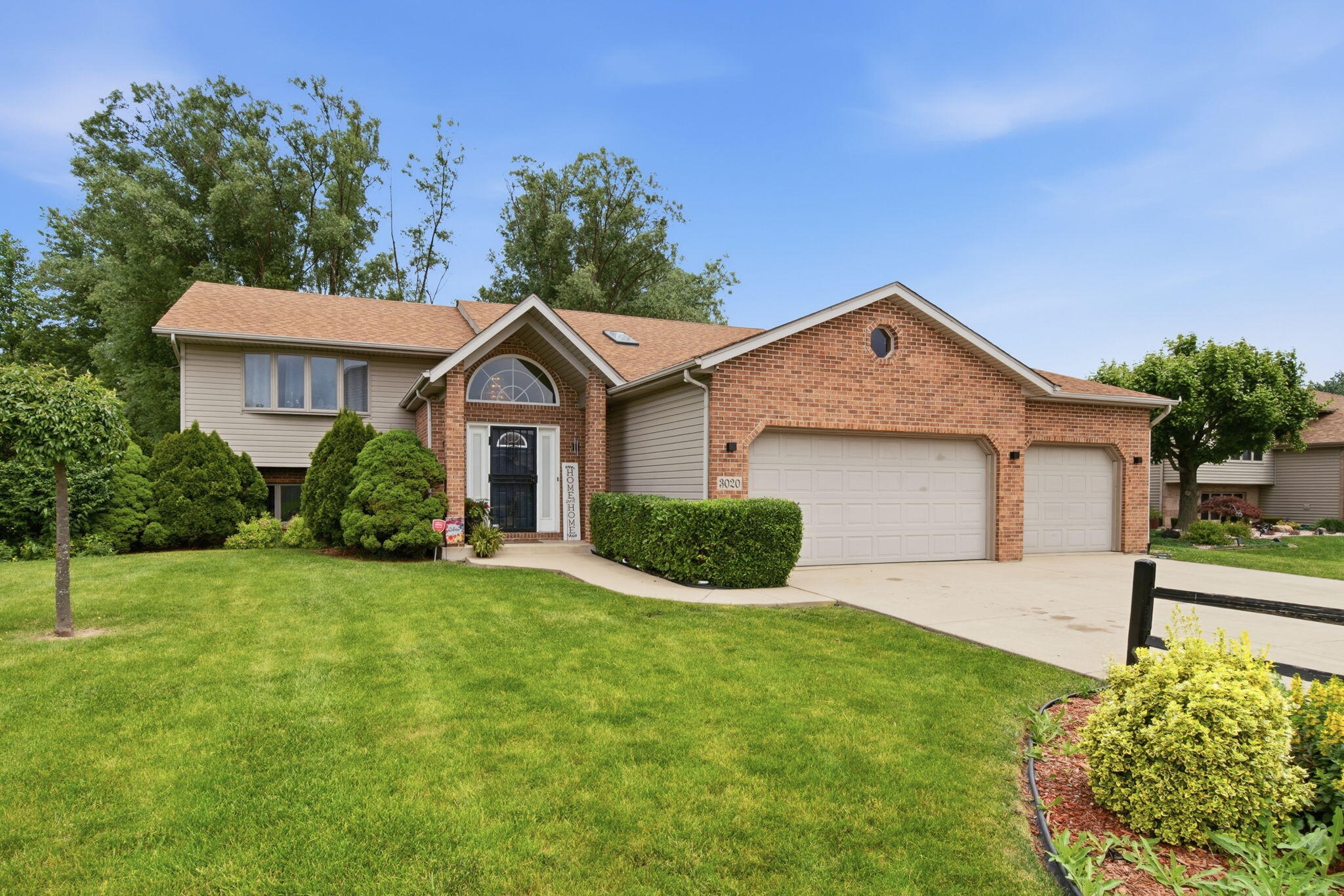 3020 Diamond Drive, Hobart, IN 46342; Image #29