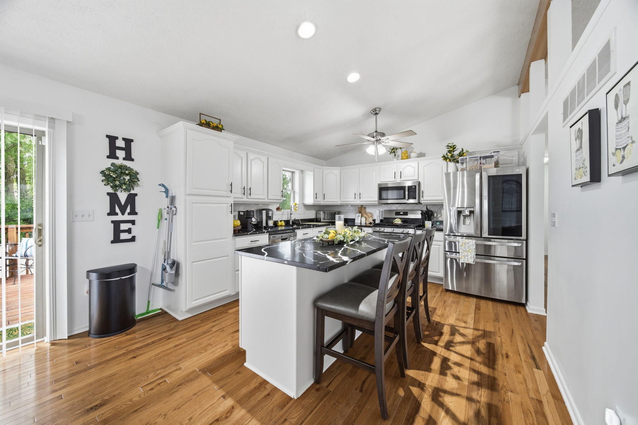 3020 Diamond Drive, Hobart, IN 46342; Image #7