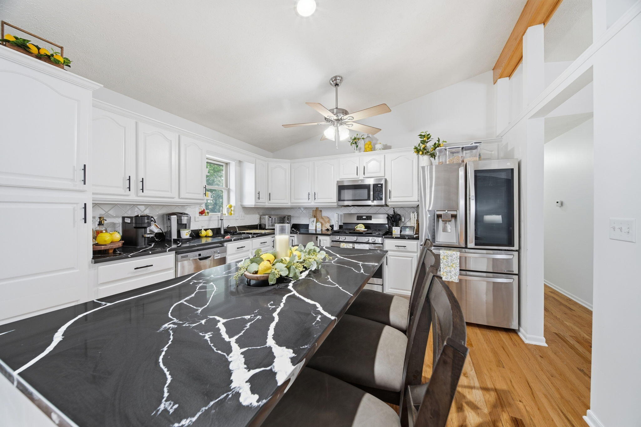 3020 Diamond Drive, Hobart, IN 46342; Image #8