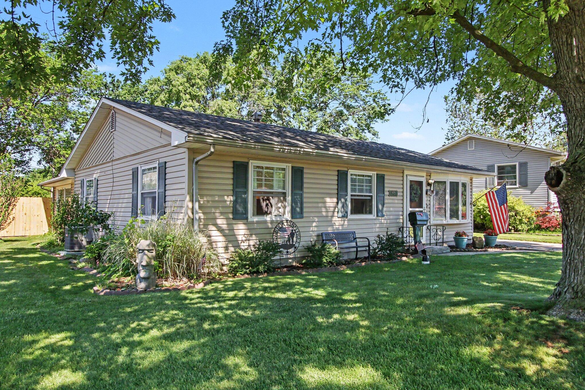 8016 Gordon Place, Highland, IN 46322; Image #2