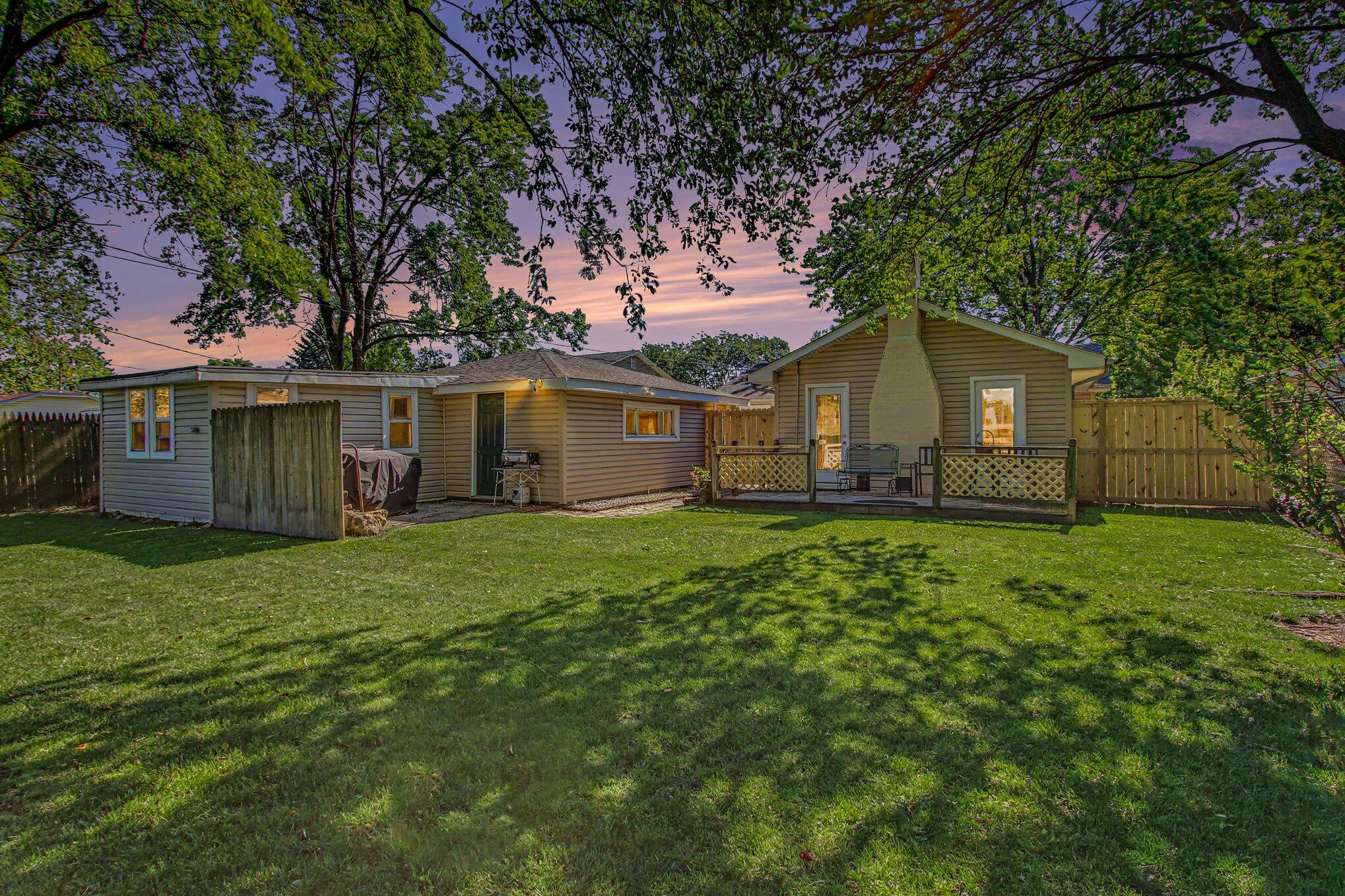 8016 Gordon Place, Highland, IN 46322; Image #23