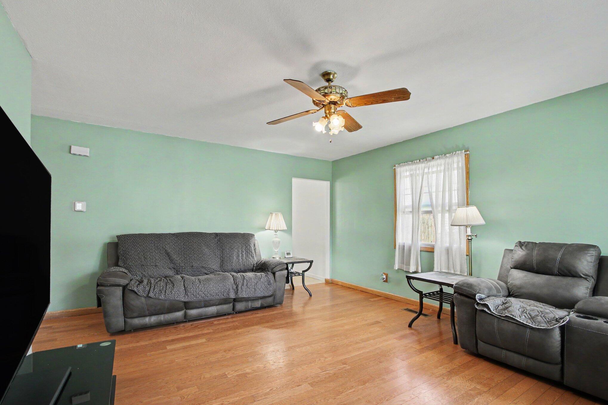 8016 Gordon Place, Highland, IN 46322; Image #6