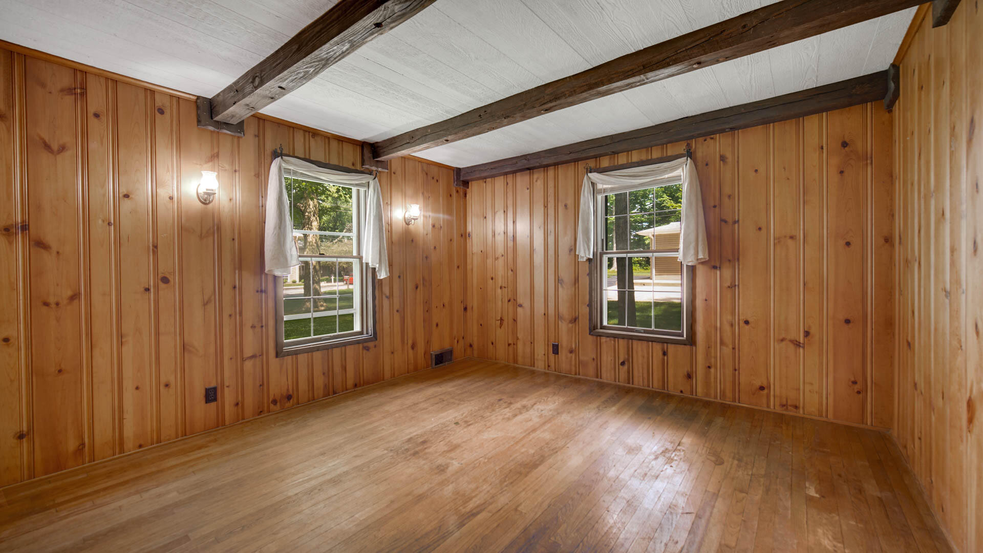 202 Sturdy Road, Valparaiso, IN 46383; Image #19
