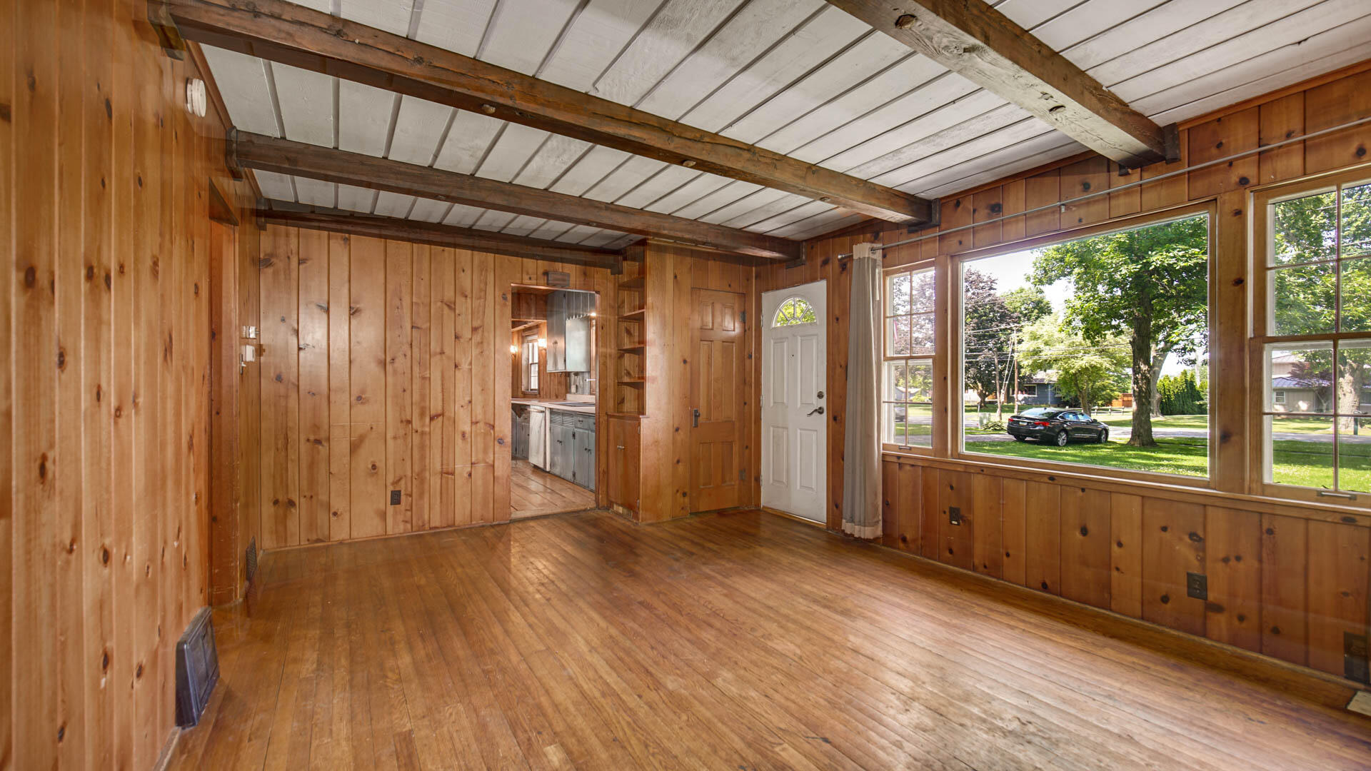 202 Sturdy Road, Valparaiso, IN 46383; Image #4