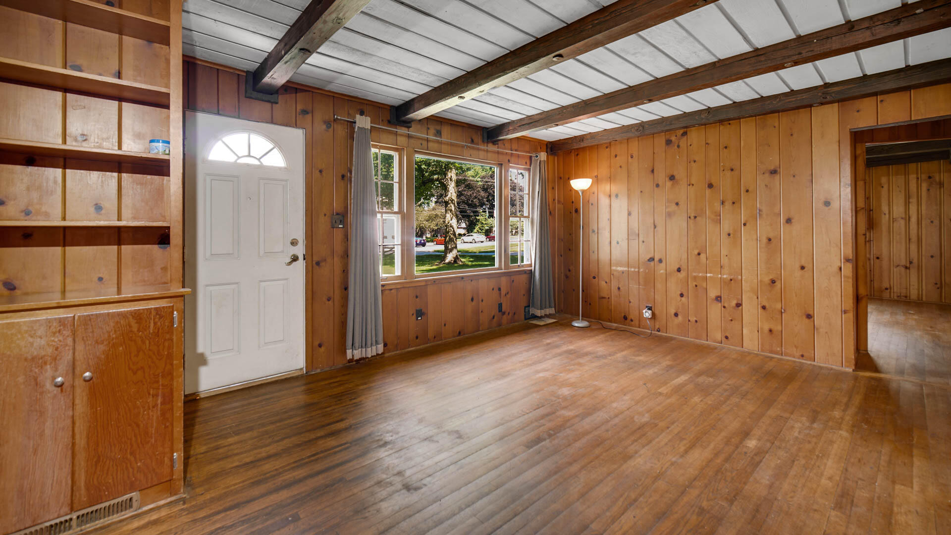202 Sturdy Road, Valparaiso, IN 46383; Image #5