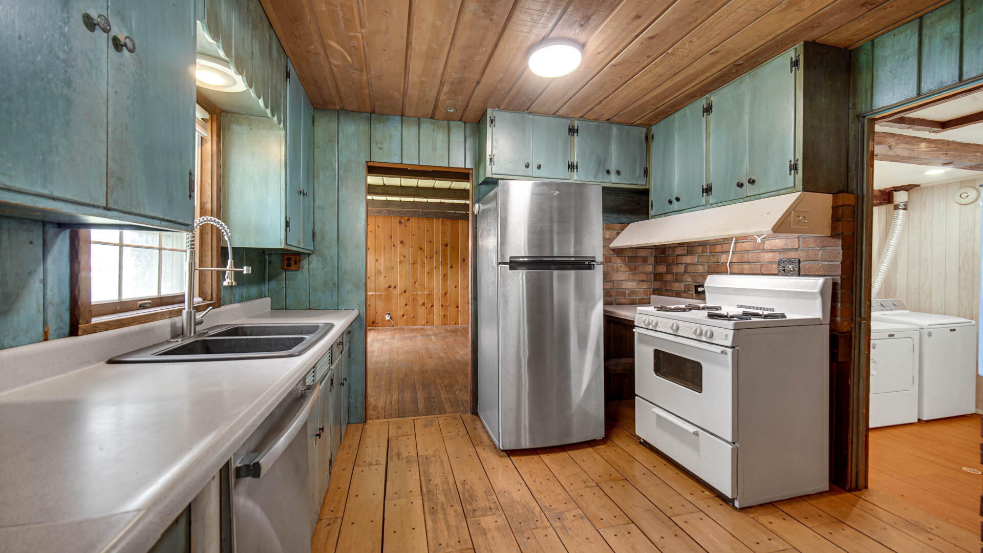 202 Sturdy Road, Valparaiso, IN 46383; Image #8