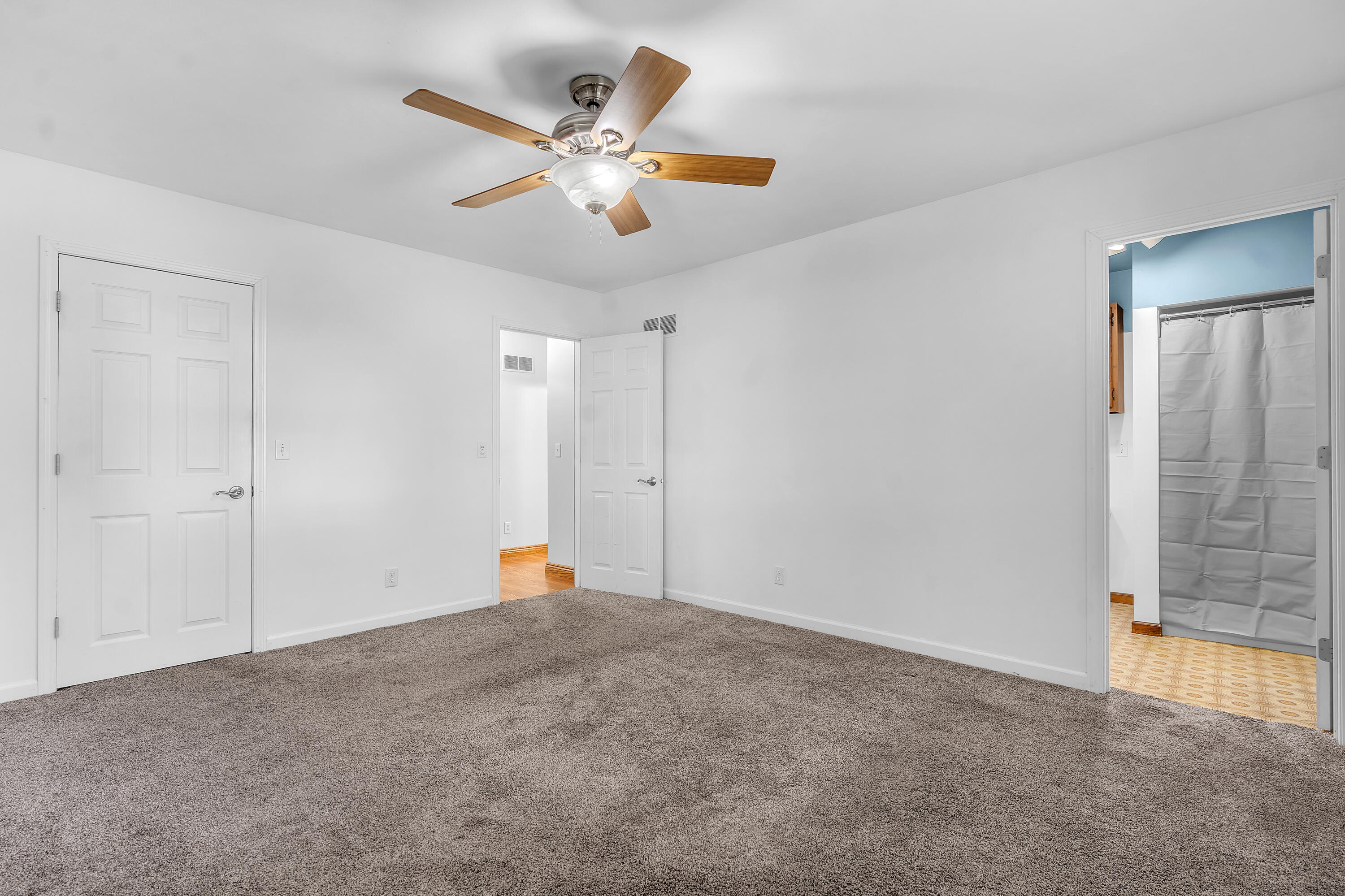 1809 W 900 N, Wheatfield, IN 46392; Image #21