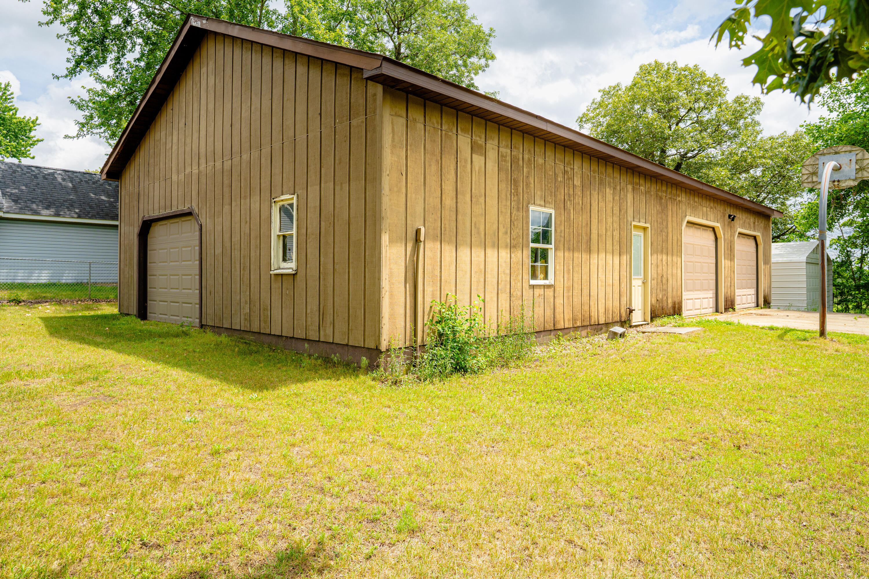 1809 W 900 N, Wheatfield, IN 46392; Image #7