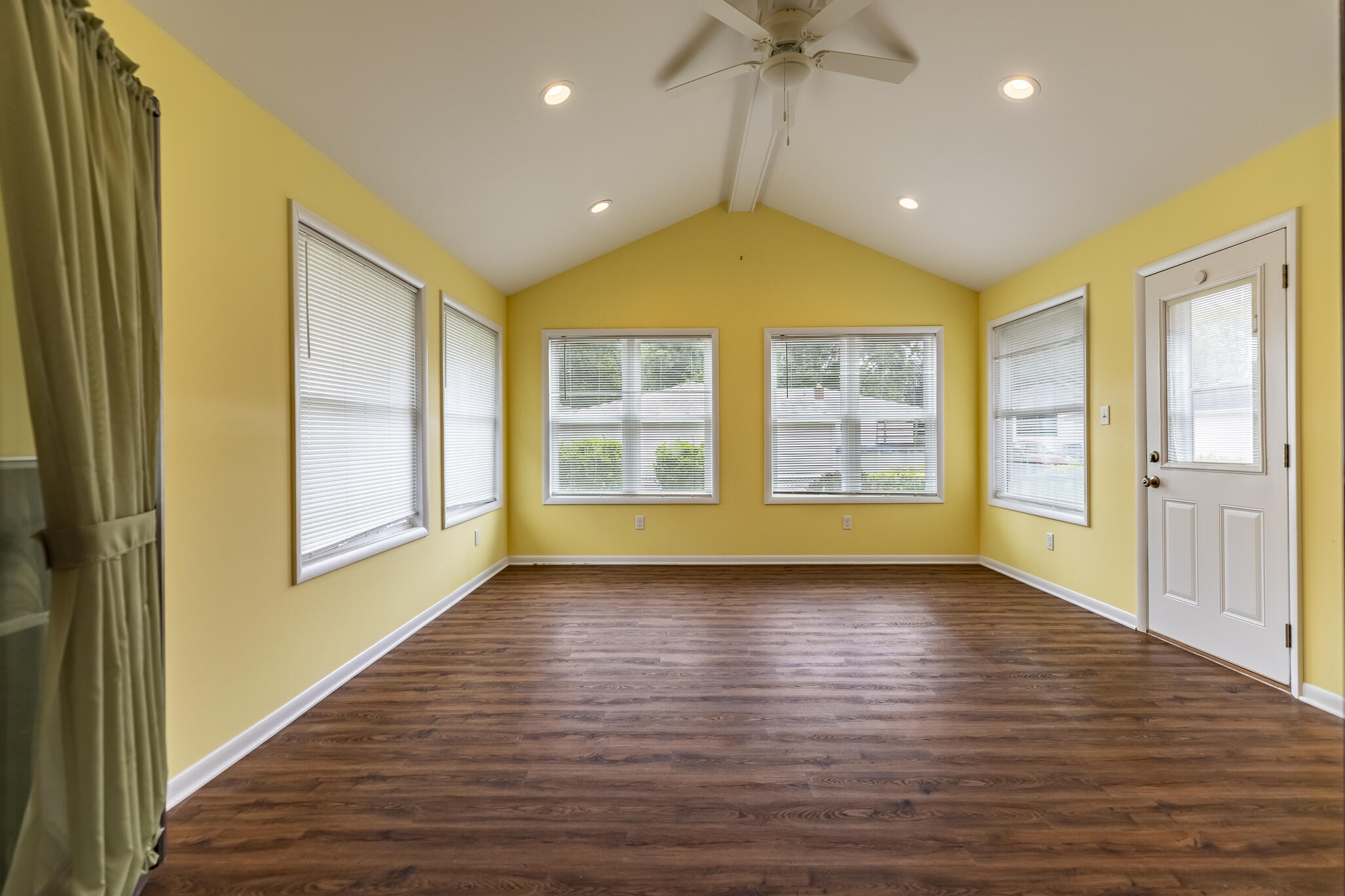 9205 Idlewild Drive, Highland, IN 46322; Image #10
